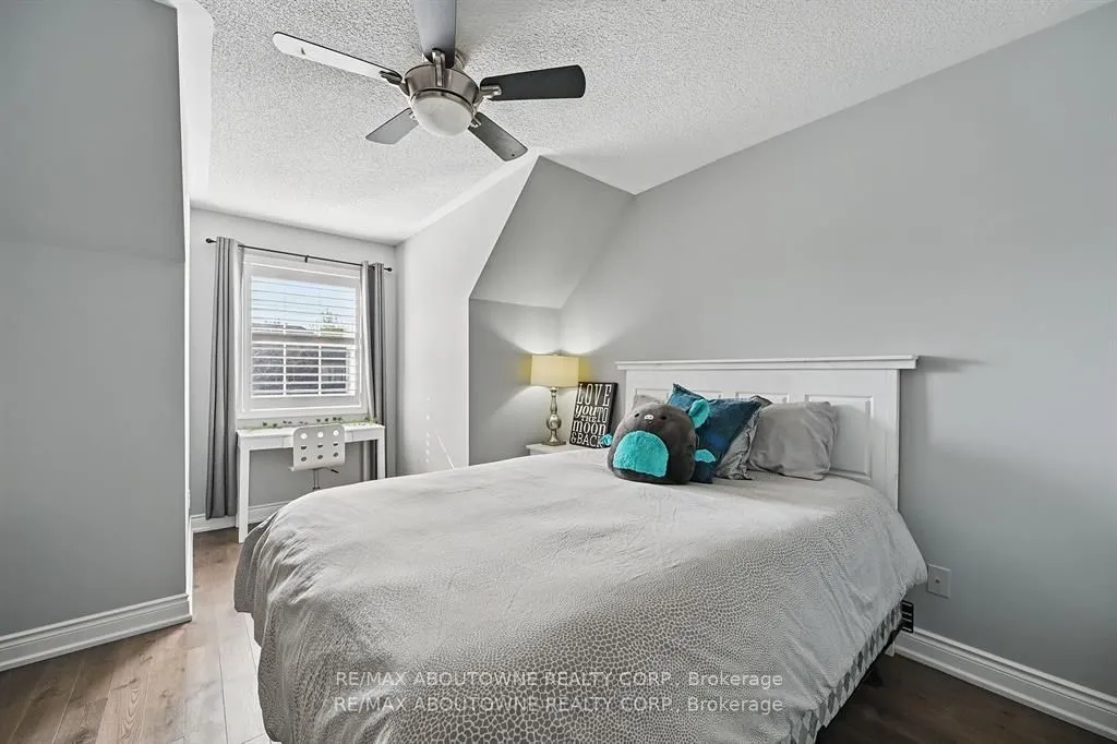 2536 Bracken Drive
