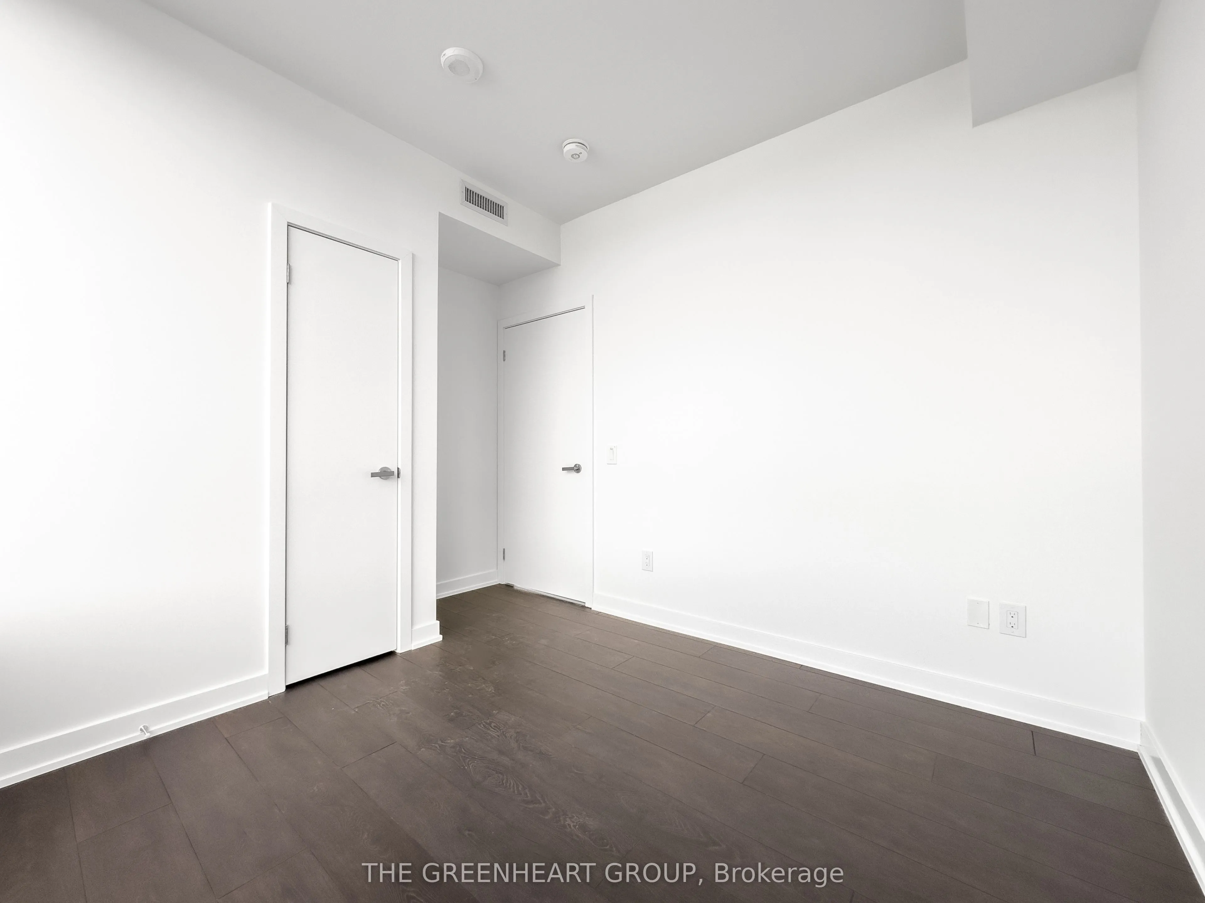 28 Ann Street, #221