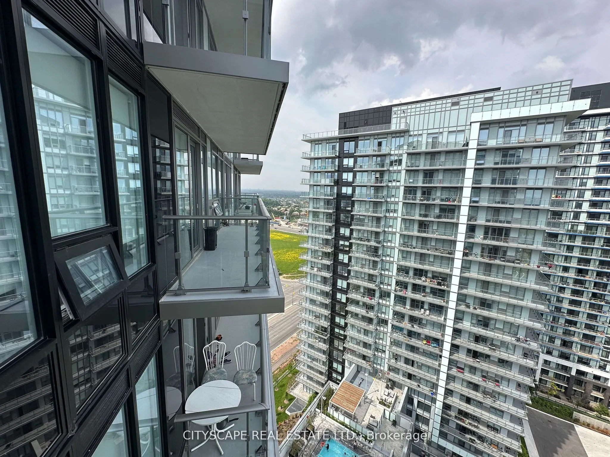 4655 Metcalfe Avenue, #1906