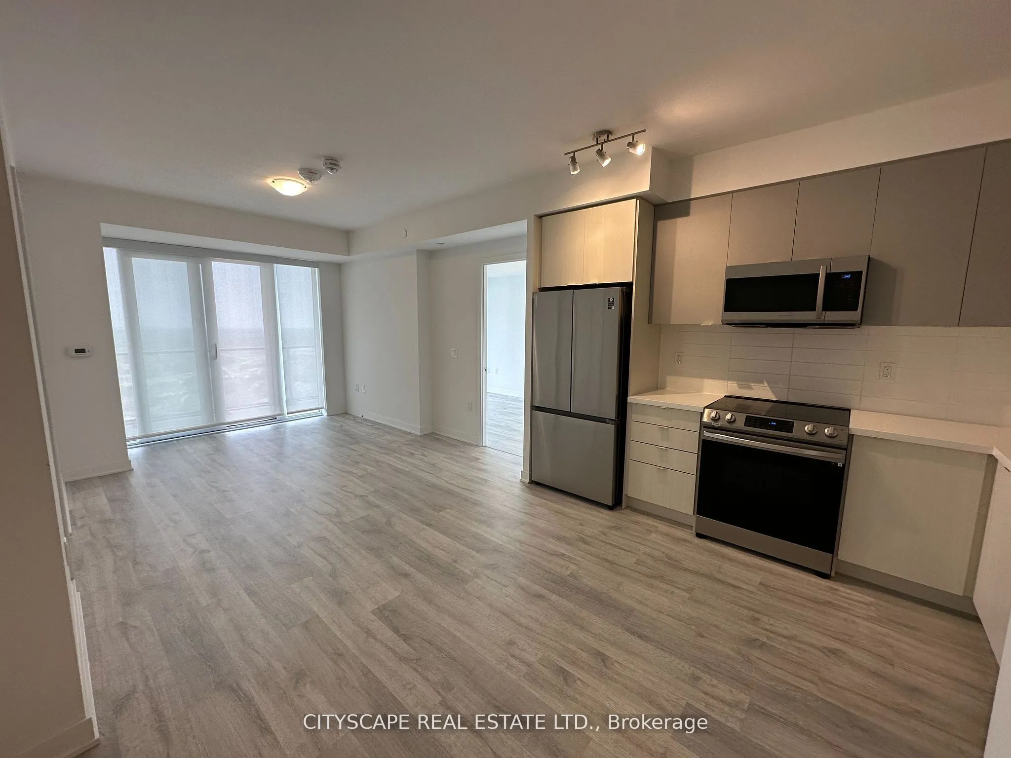 4655 Metcalfe Avenue, #1906