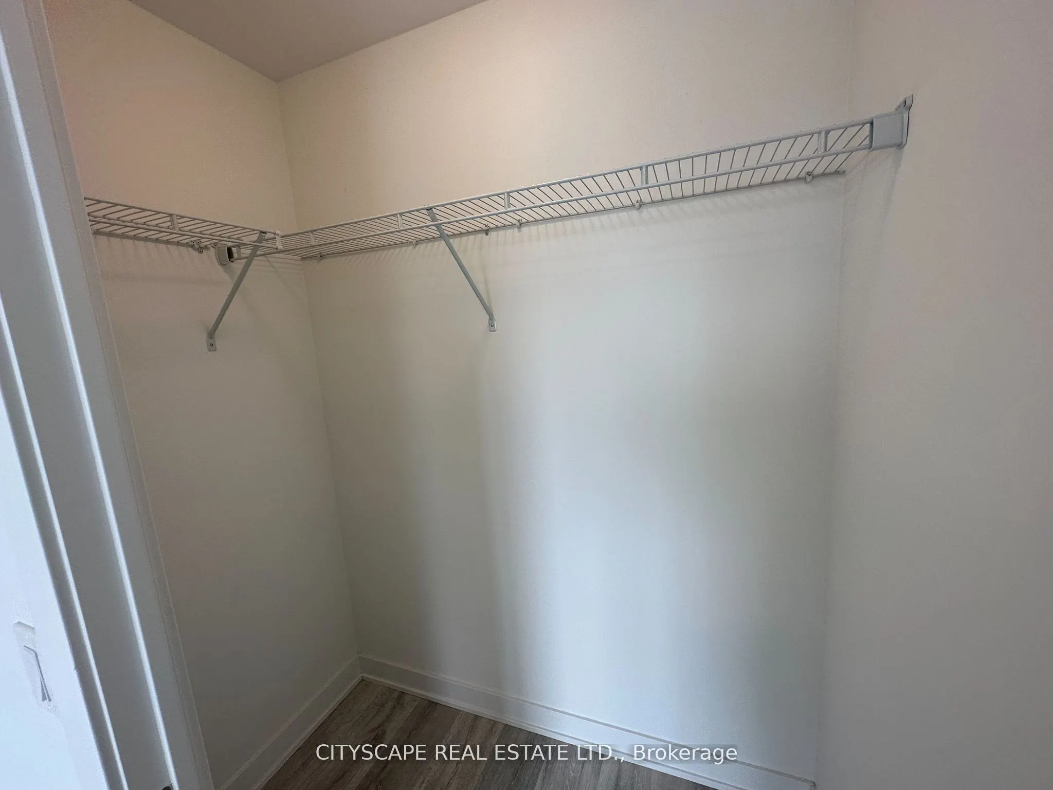 4655 Metcalfe Avenue, #1906