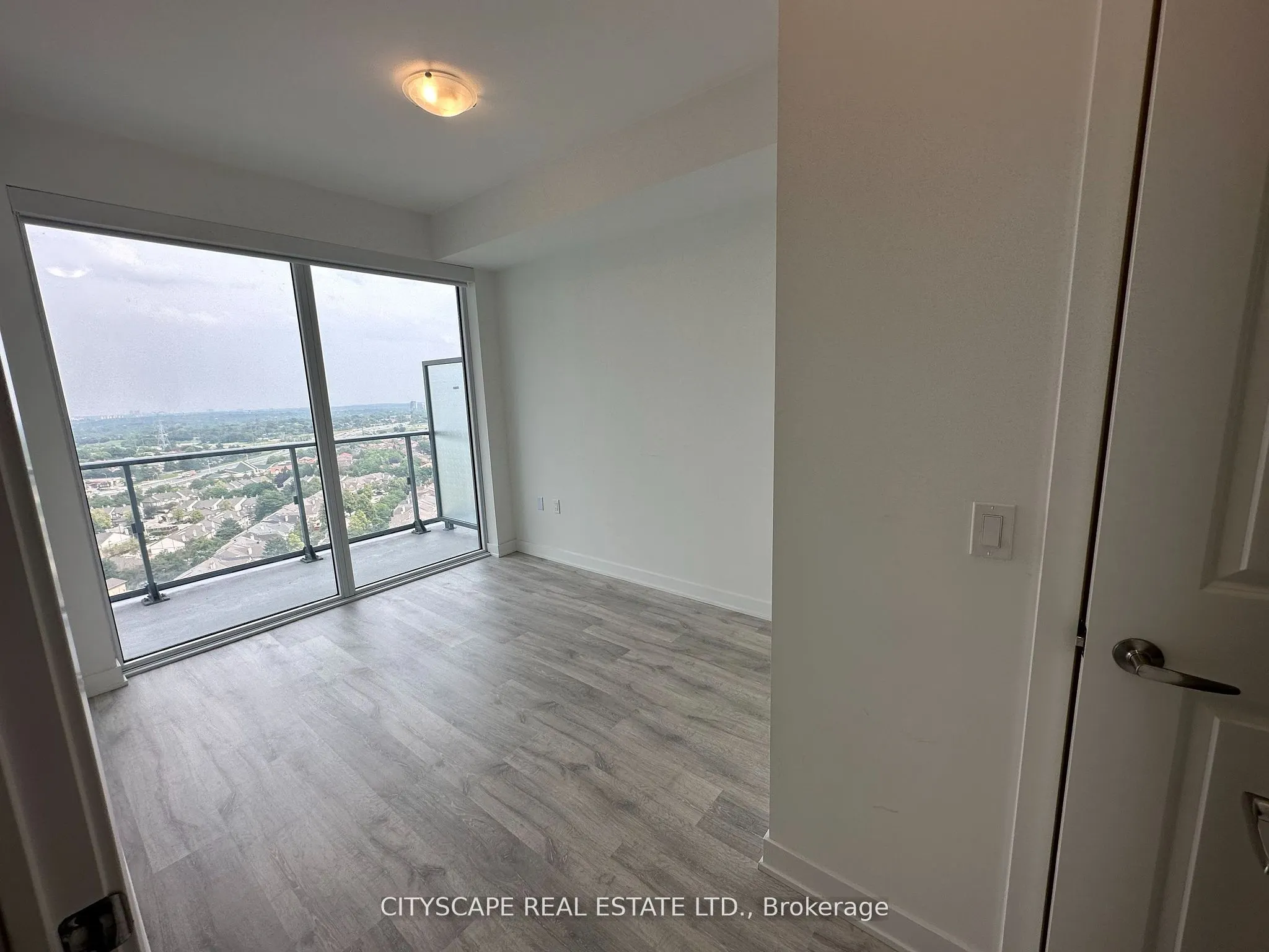 4655 Metcalfe Avenue, #1906