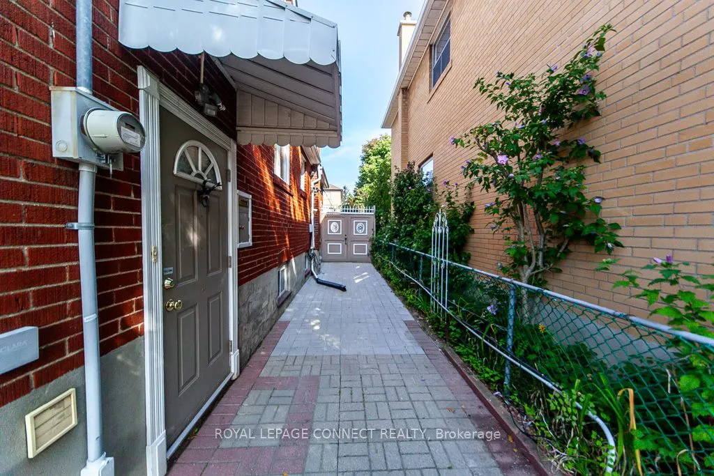 30 East Drive E