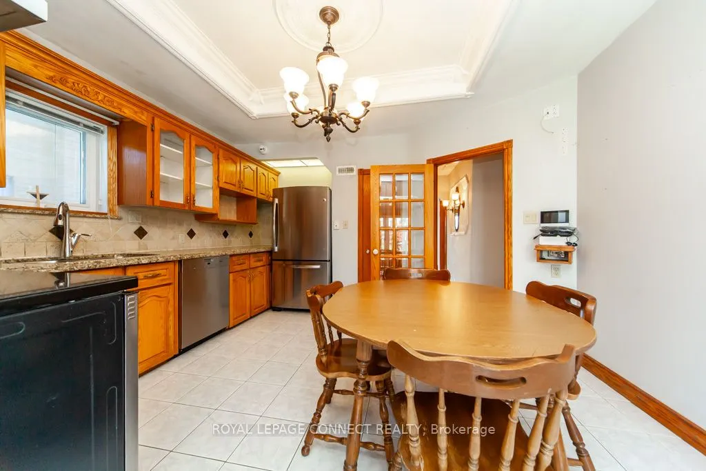 30 East Drive E