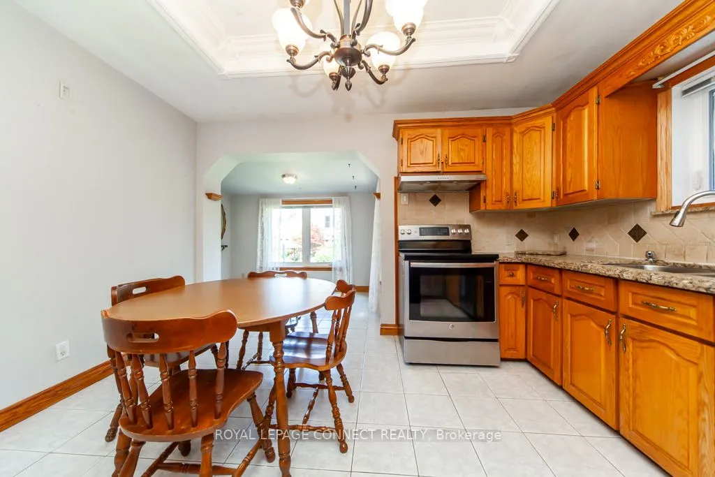 30 East Drive E