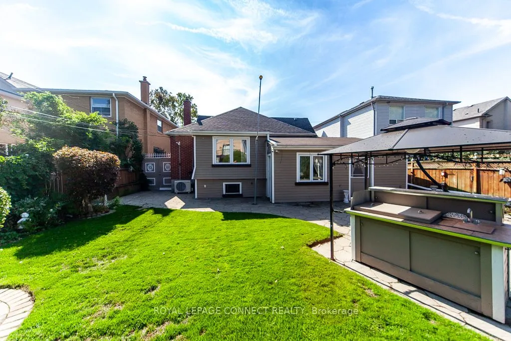 30 East Drive E