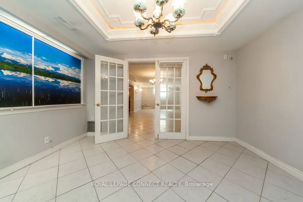30 East Drive E