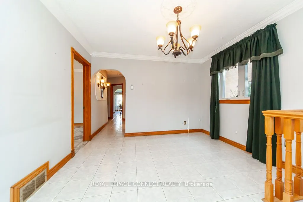 30 East Drive E