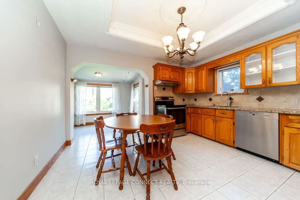 30 East Drive E
