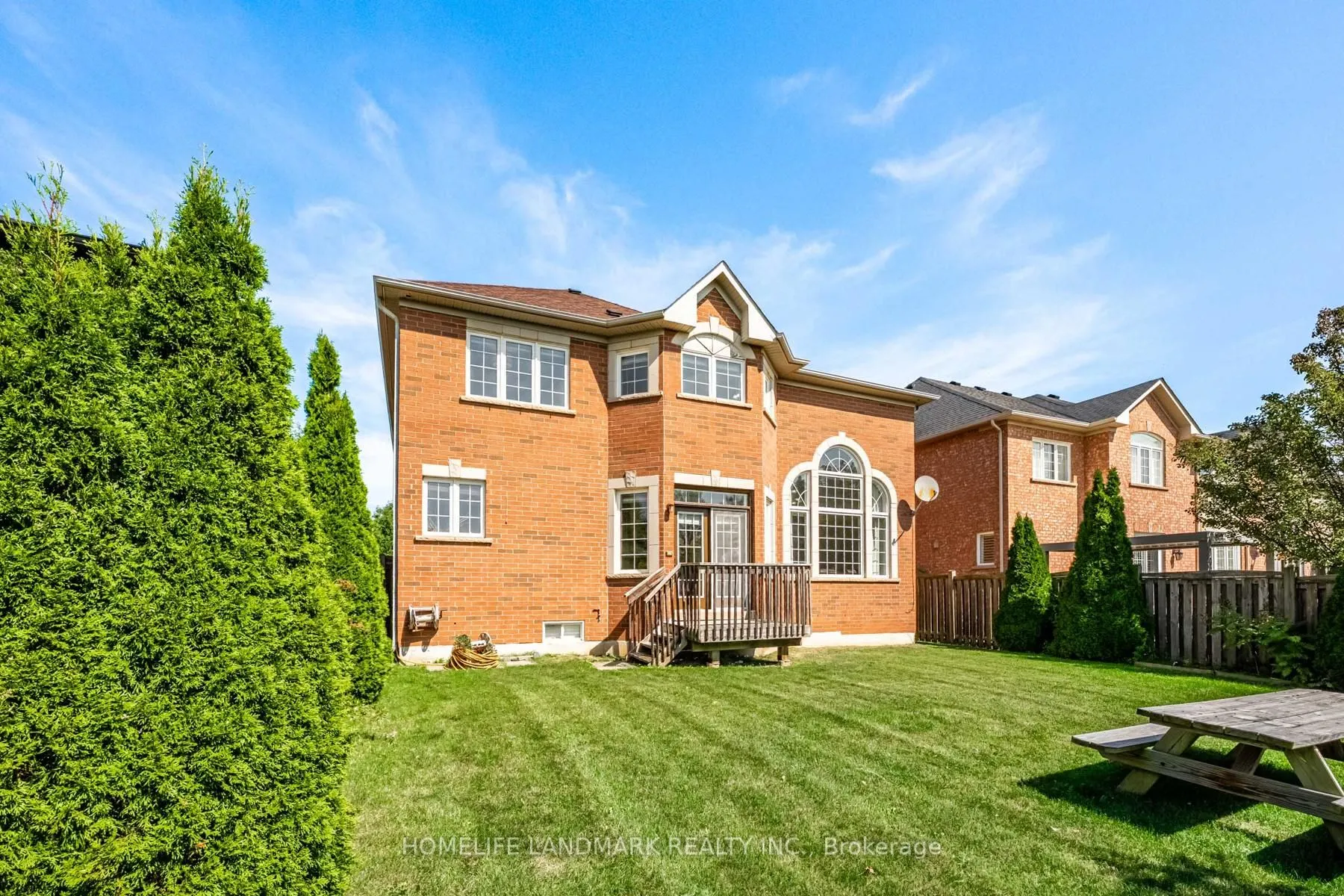 2481 Whistling Springs Crescent