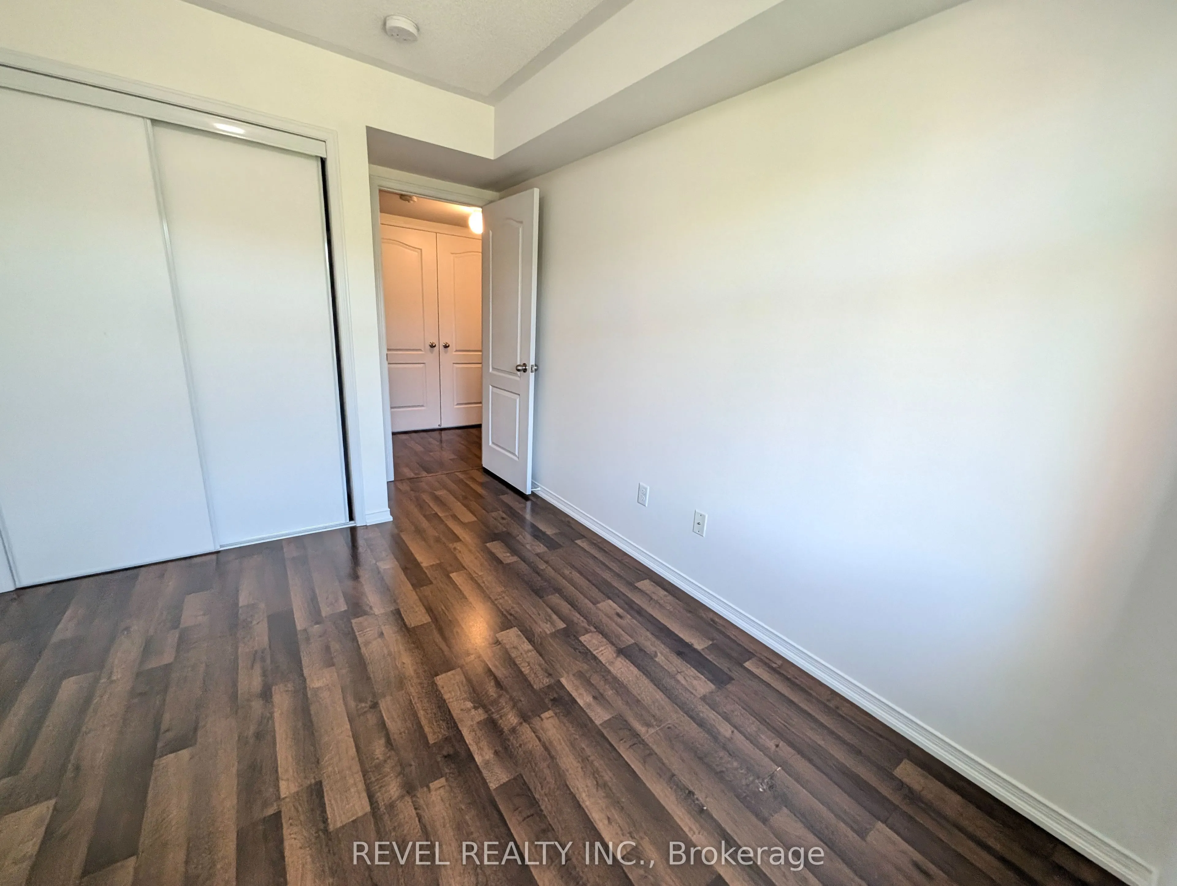 2488 Post Road, #8