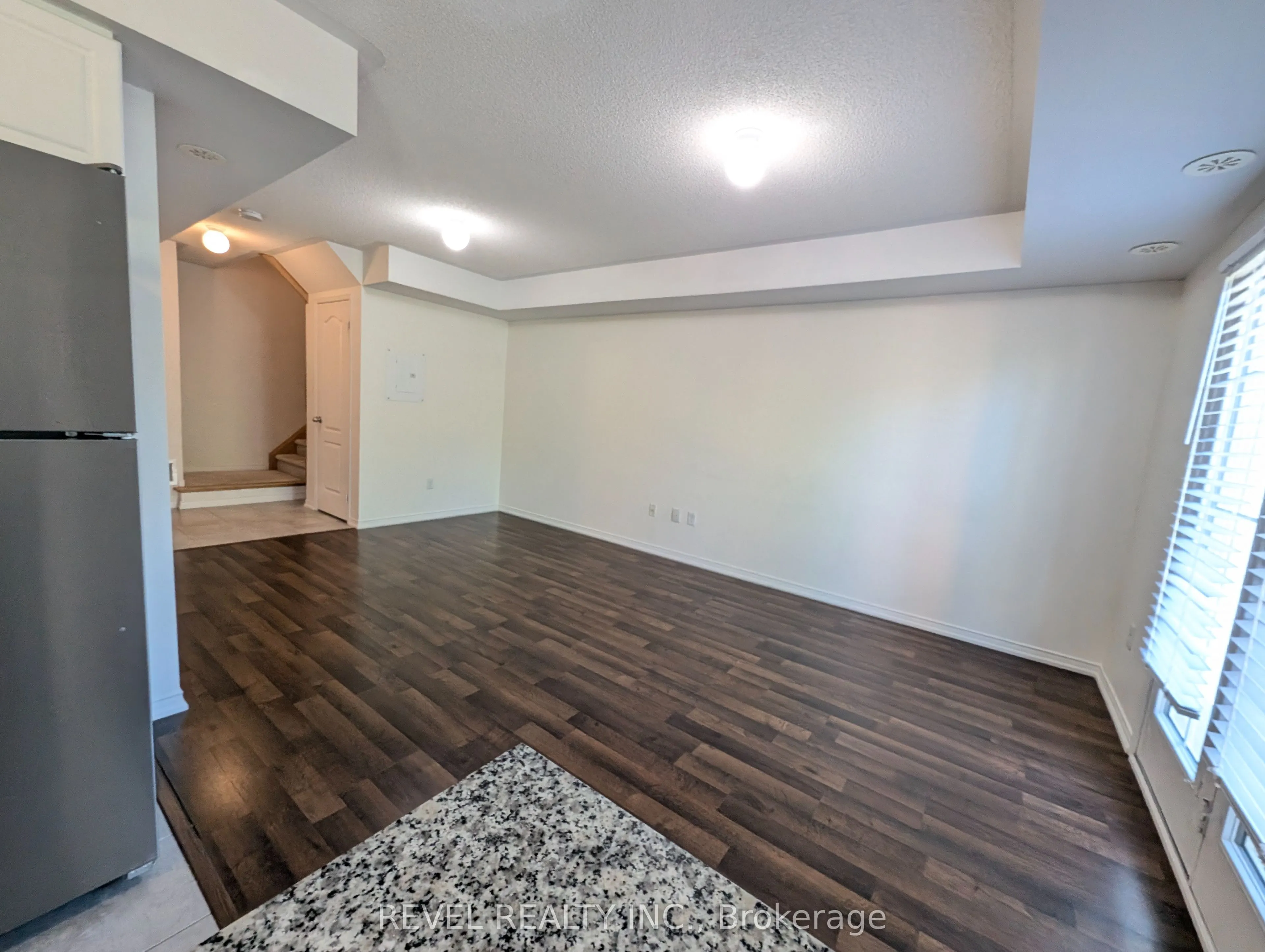 2488 Post Road, #8