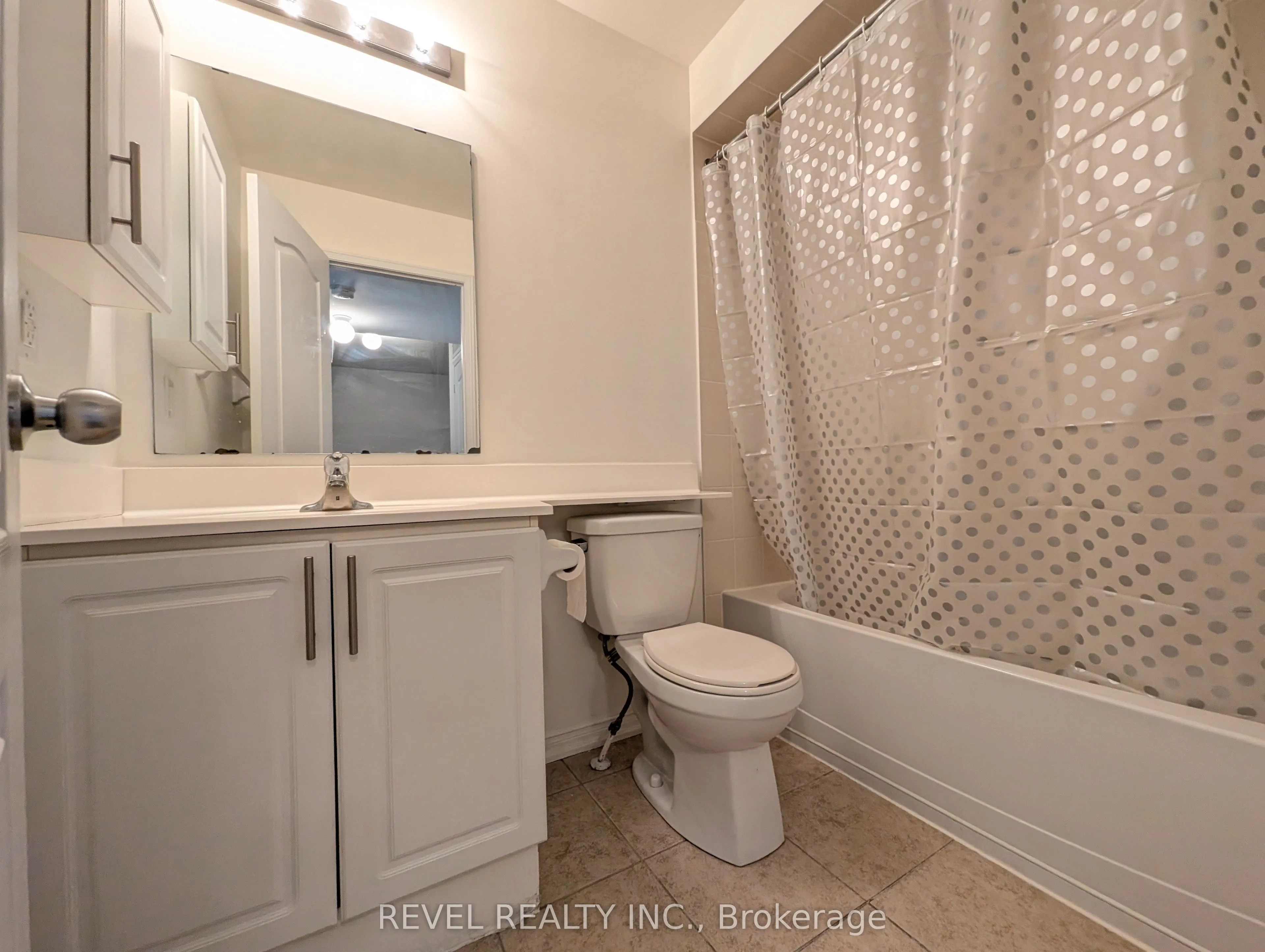 2488 Post Road, #8