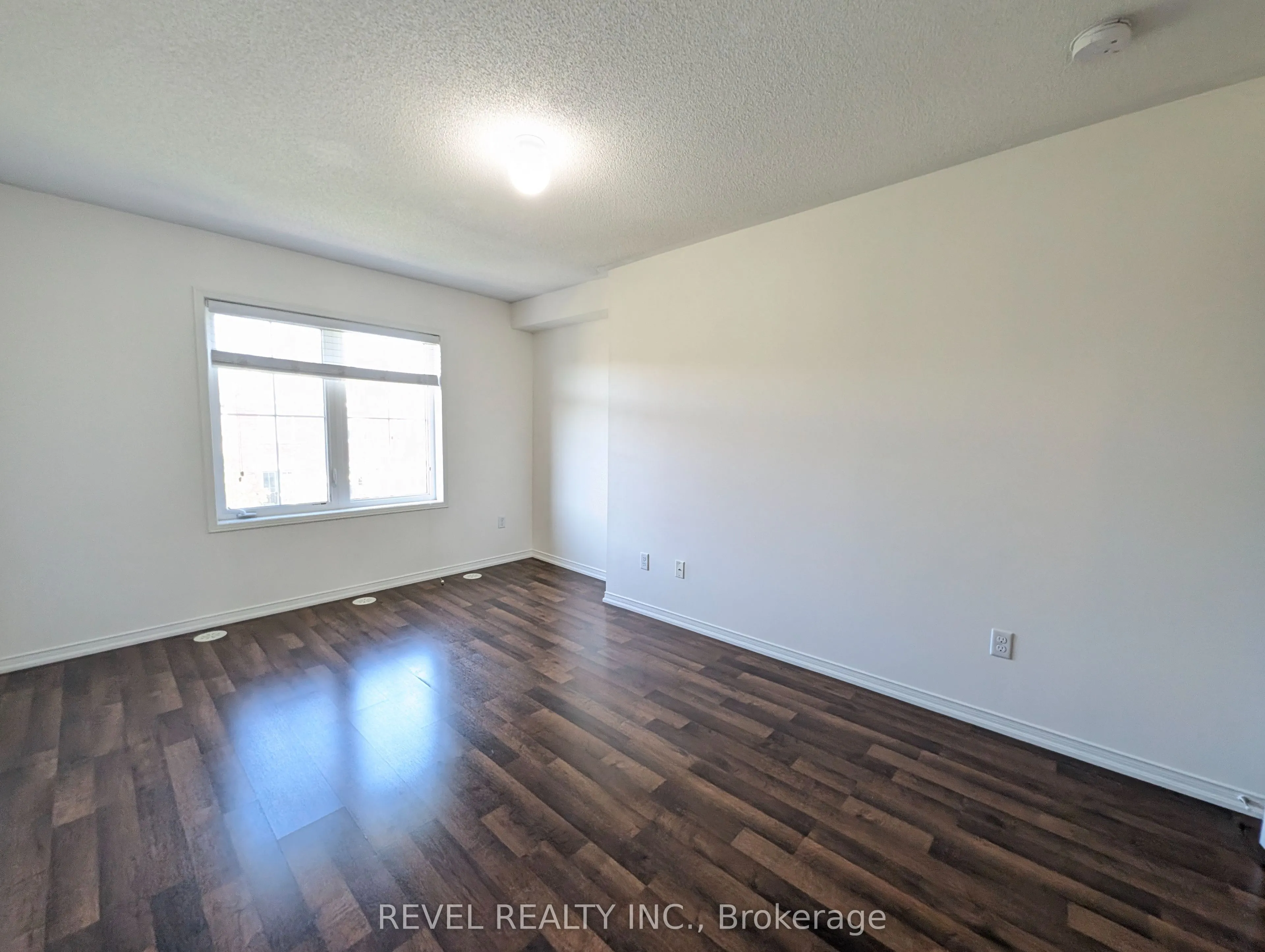 2488 Post Road, #8