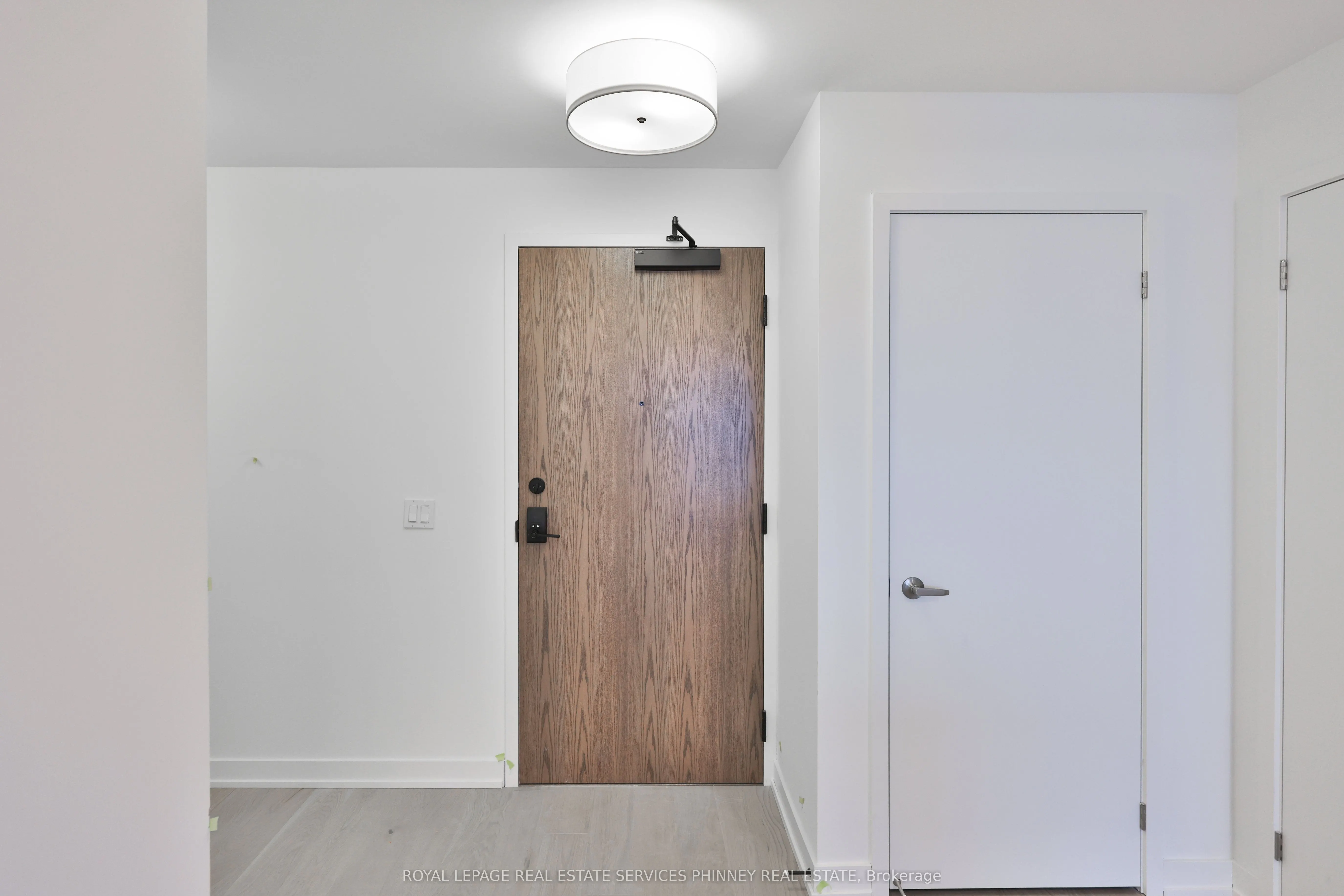 1035 Southdown Road, #LPH 1804