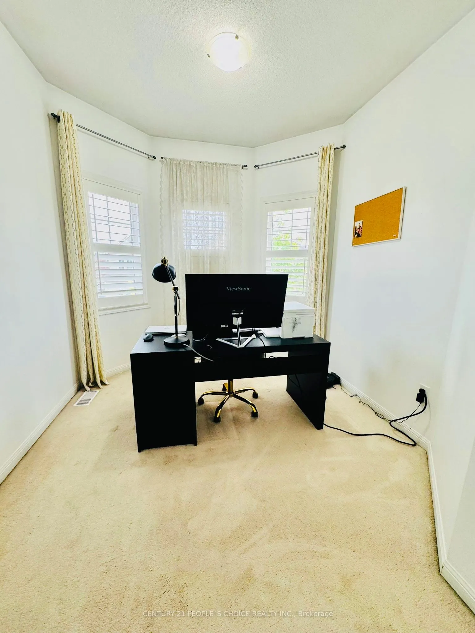 1135 Solomon Court, #Upper