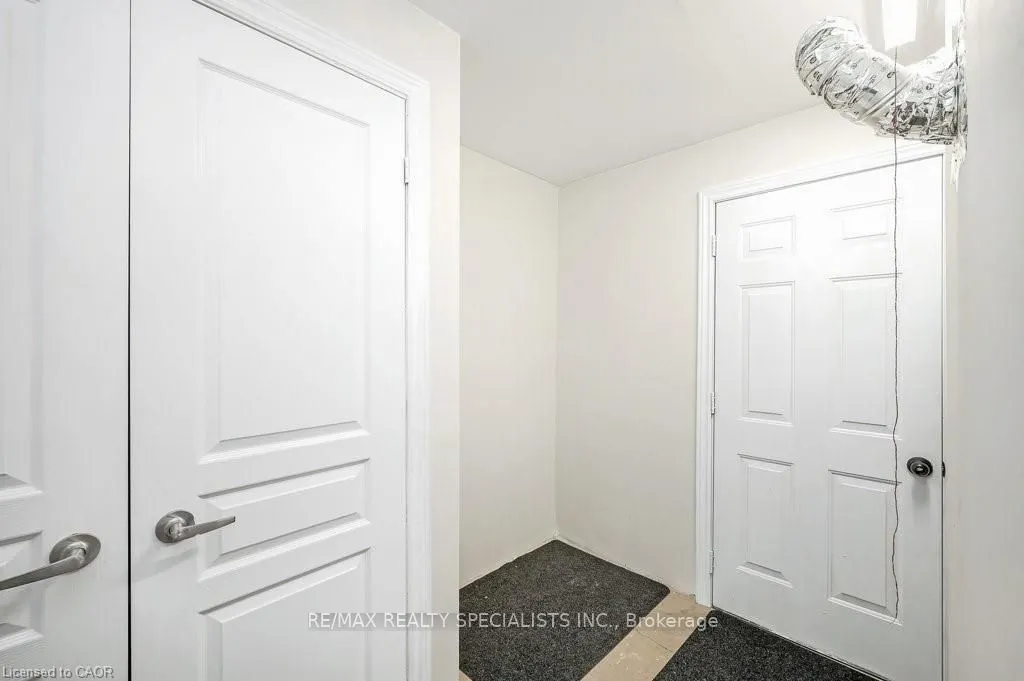 34 Aspen Hills Road, #3