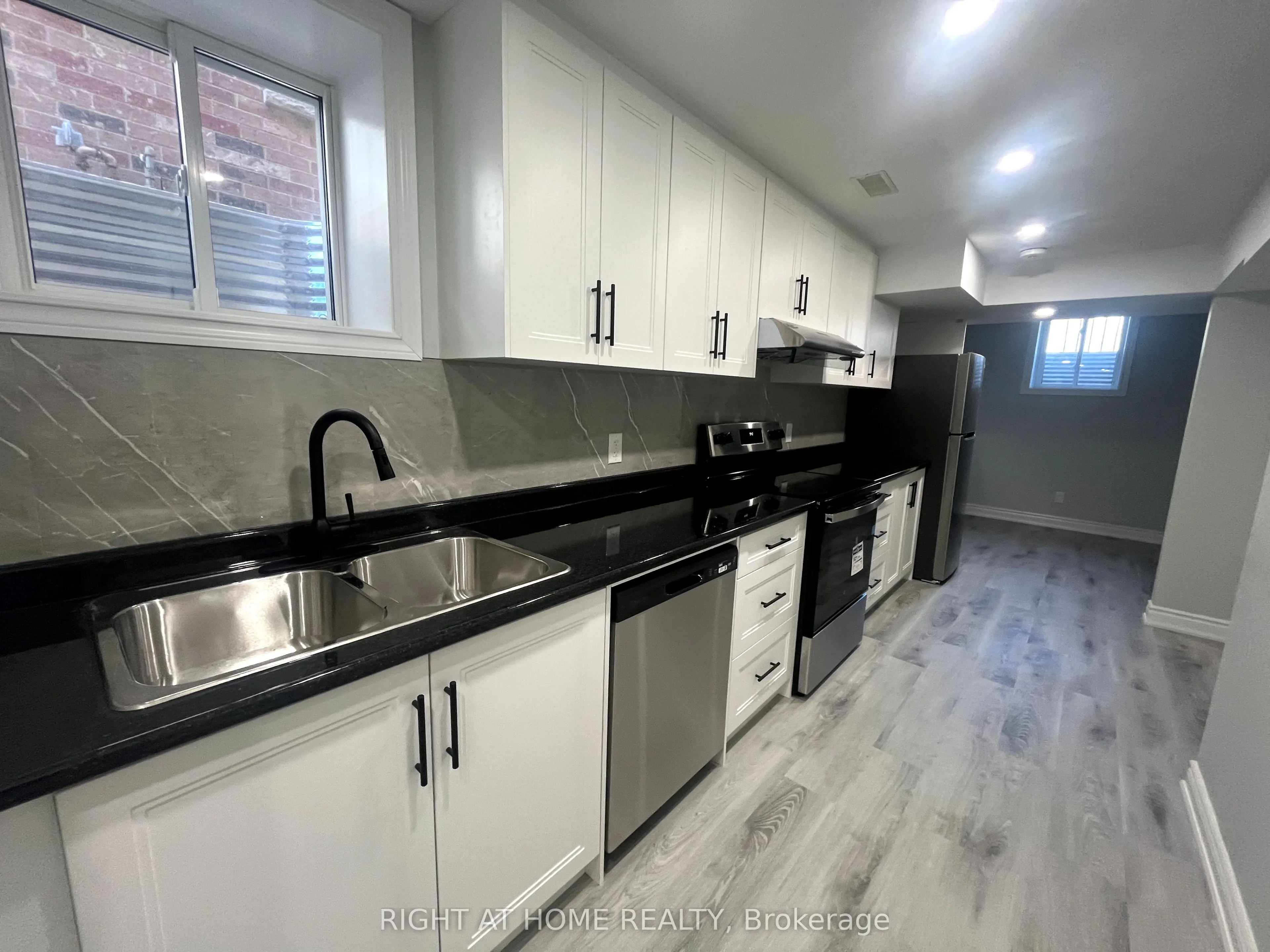 22 Amboise Crescent, #Basement