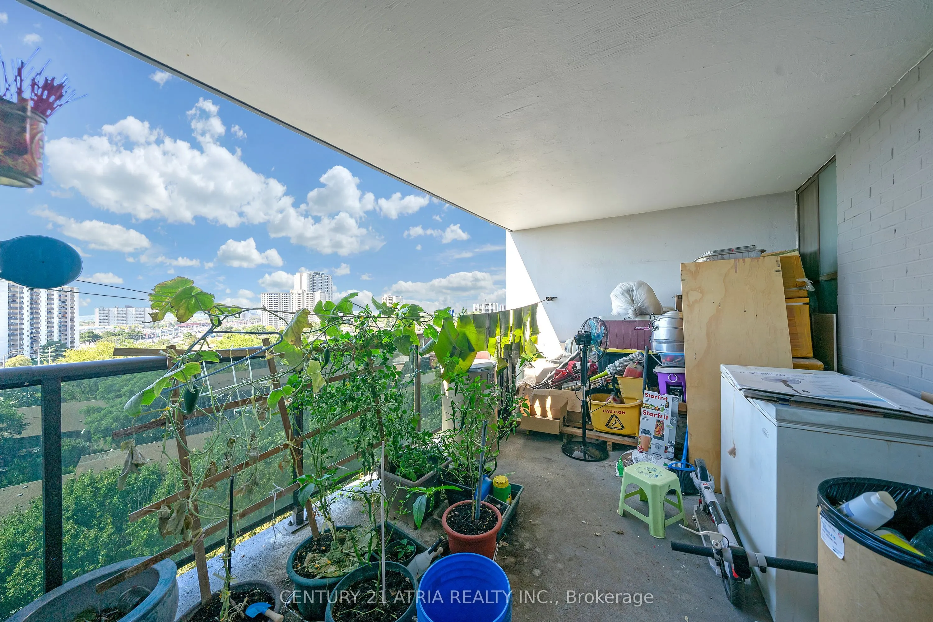 10 Tobermory Drive, #1102