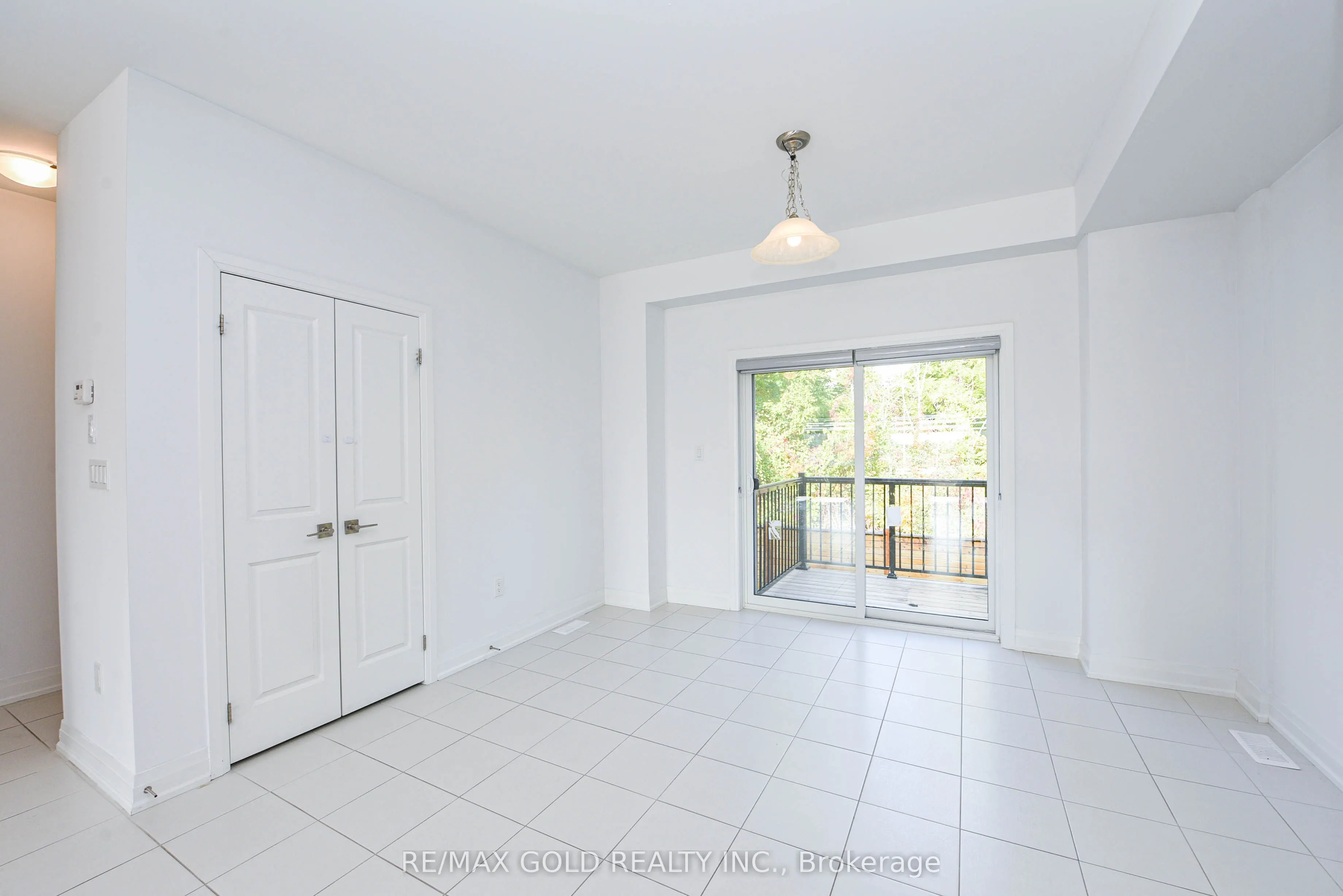 48 Windtree Way