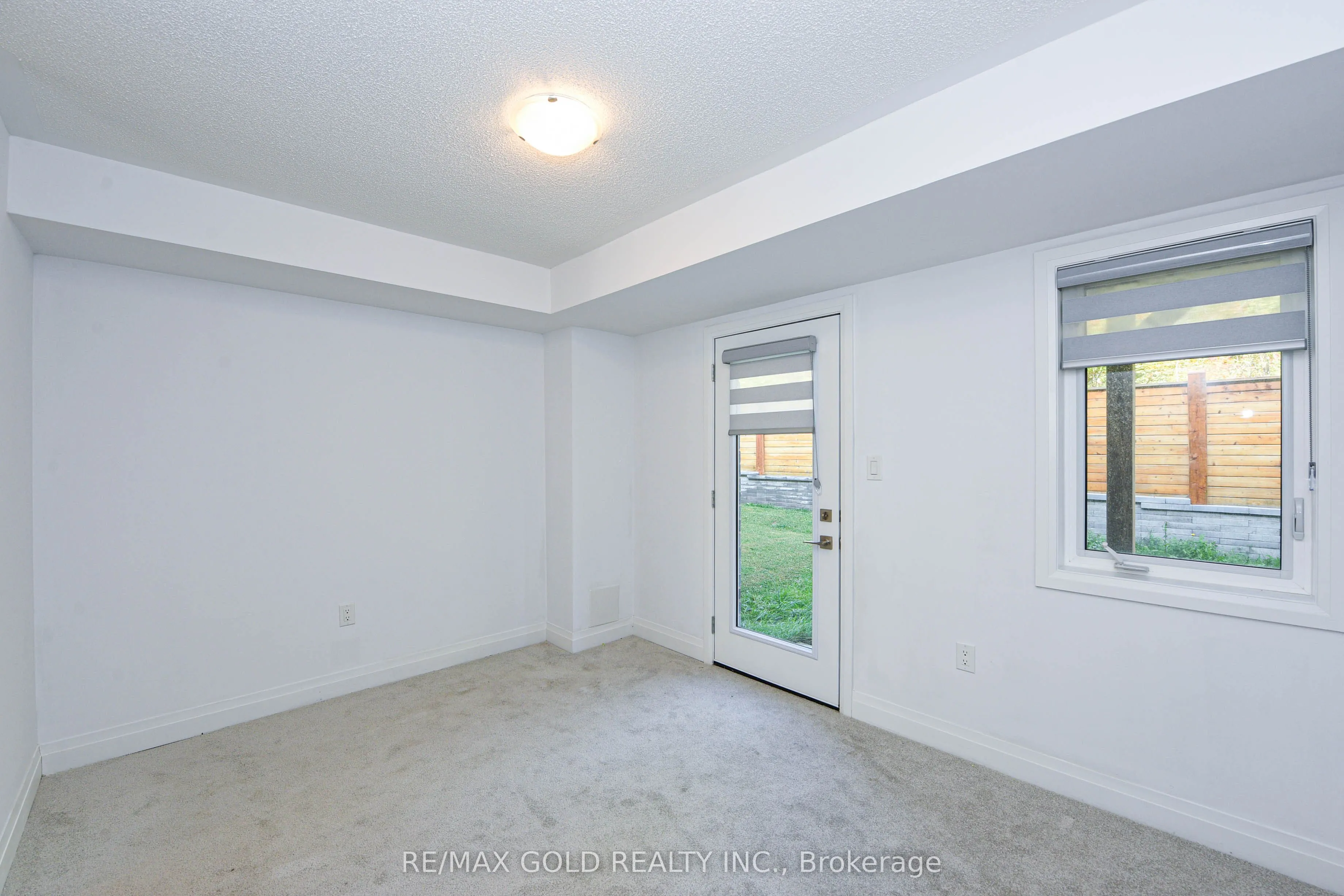 48 Windtree Way