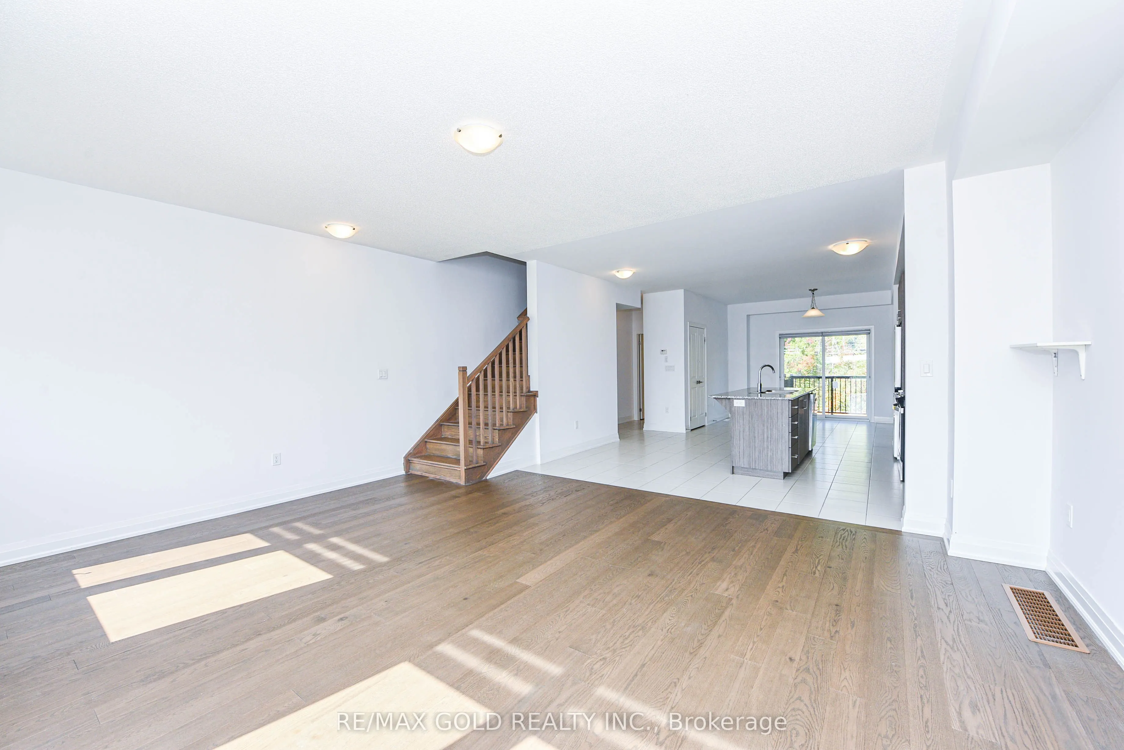 48 Windtree Way