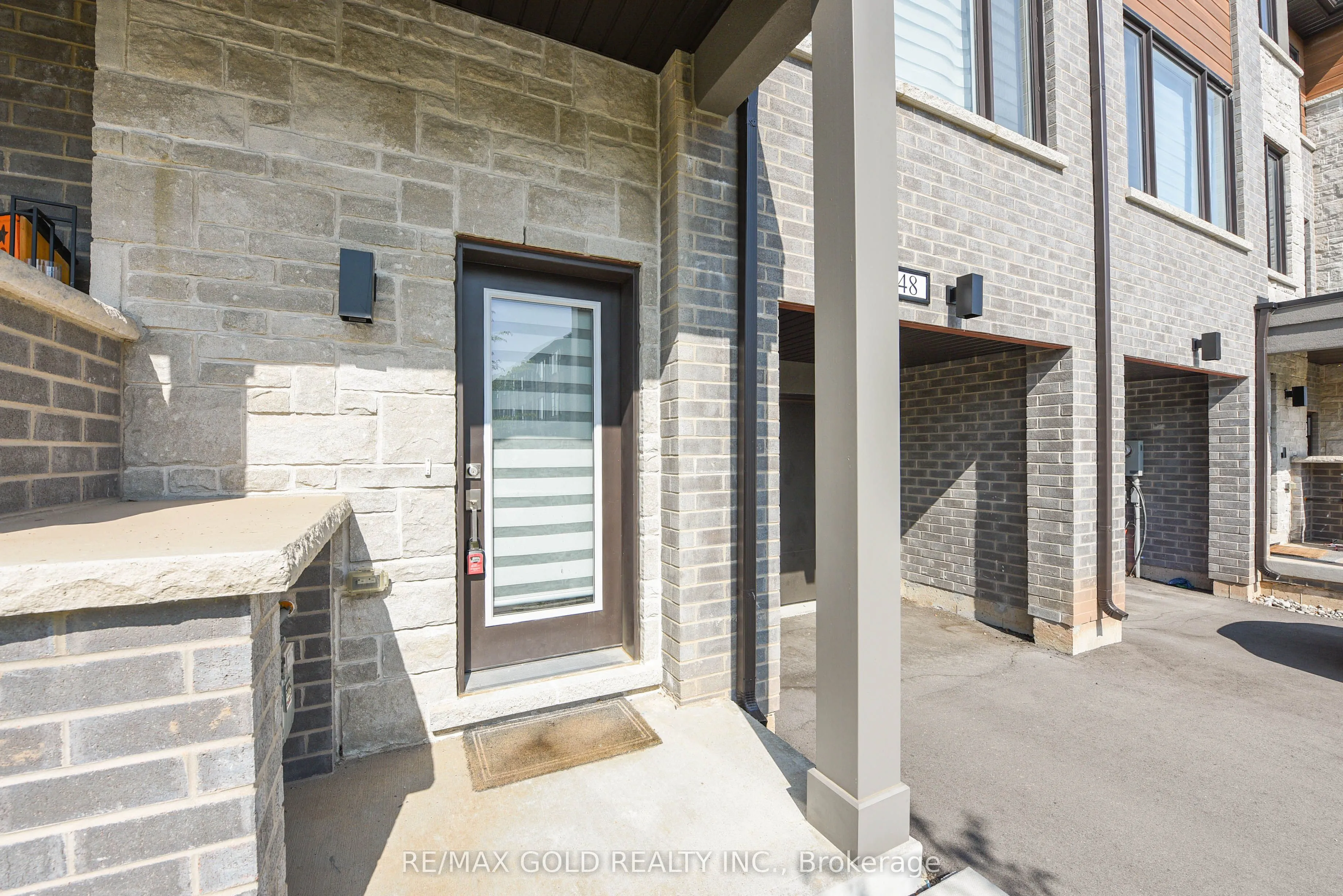 48 Windtree Way