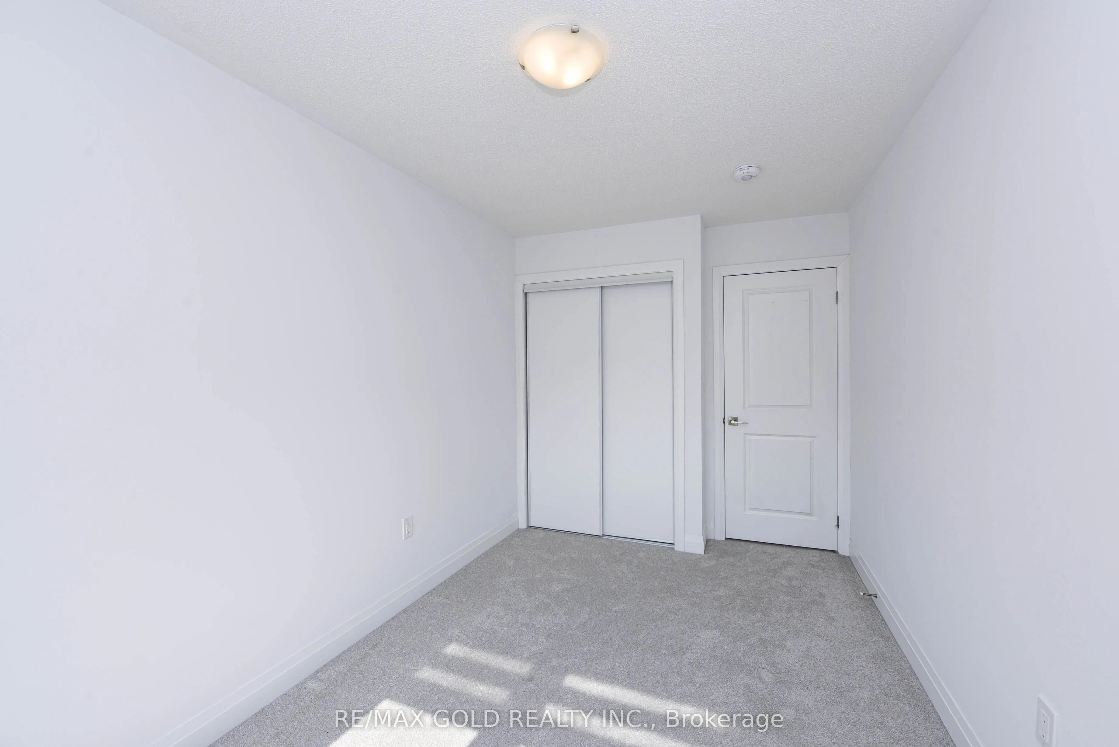 48 Windtree Way