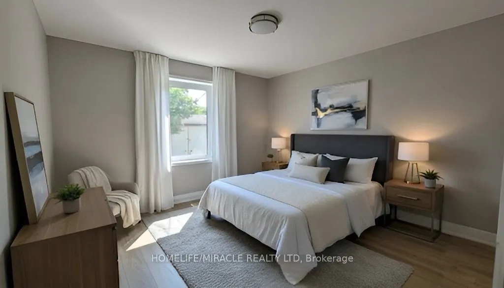 71 Mcmurchy Avenue, #Main