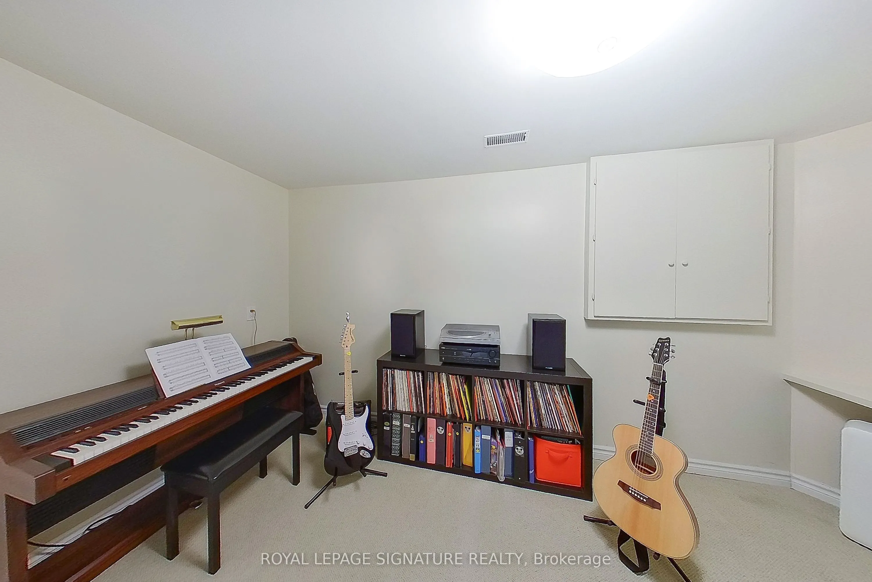 5991 Greensboro Drive