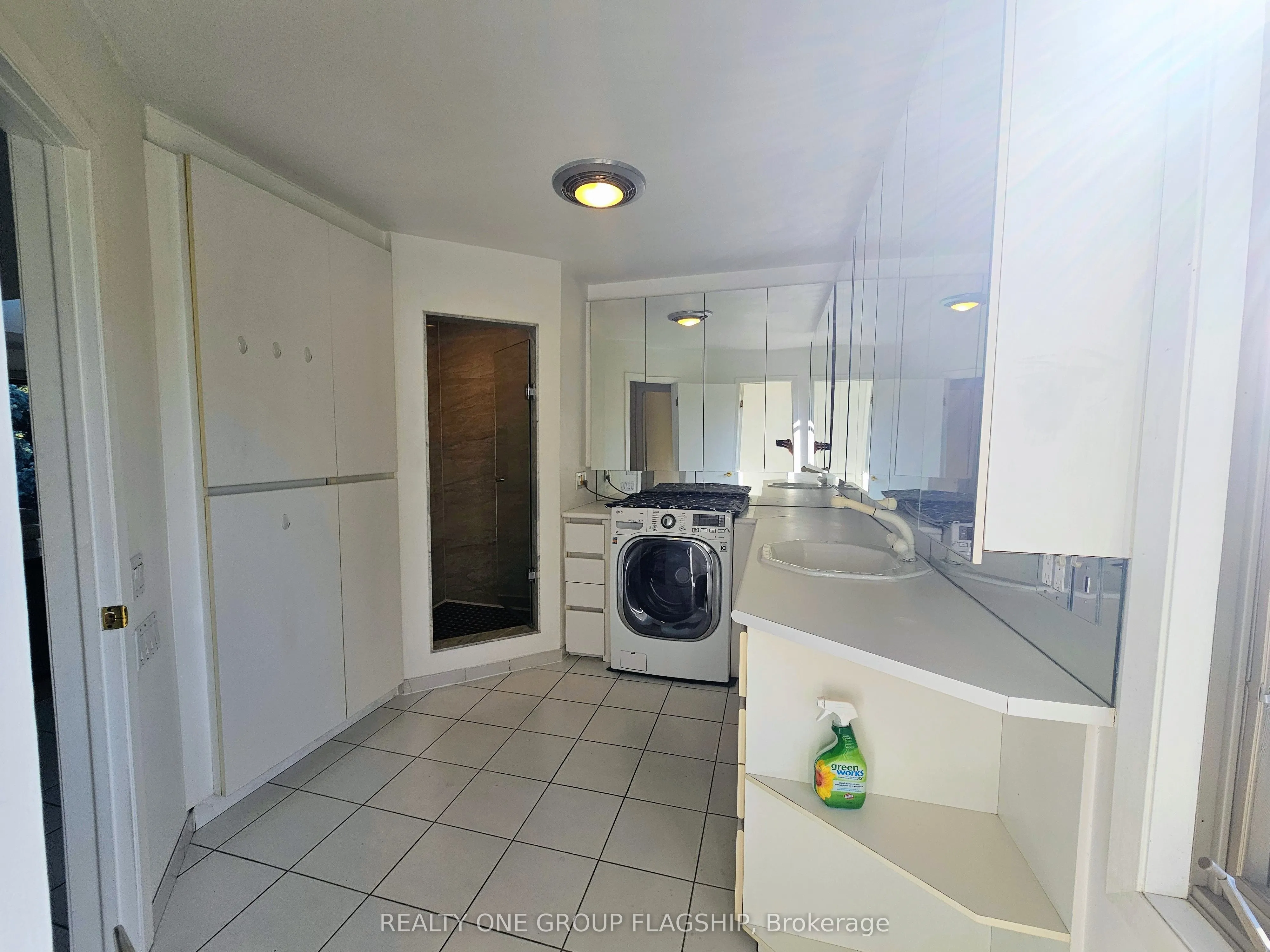 17 King Georges Drive