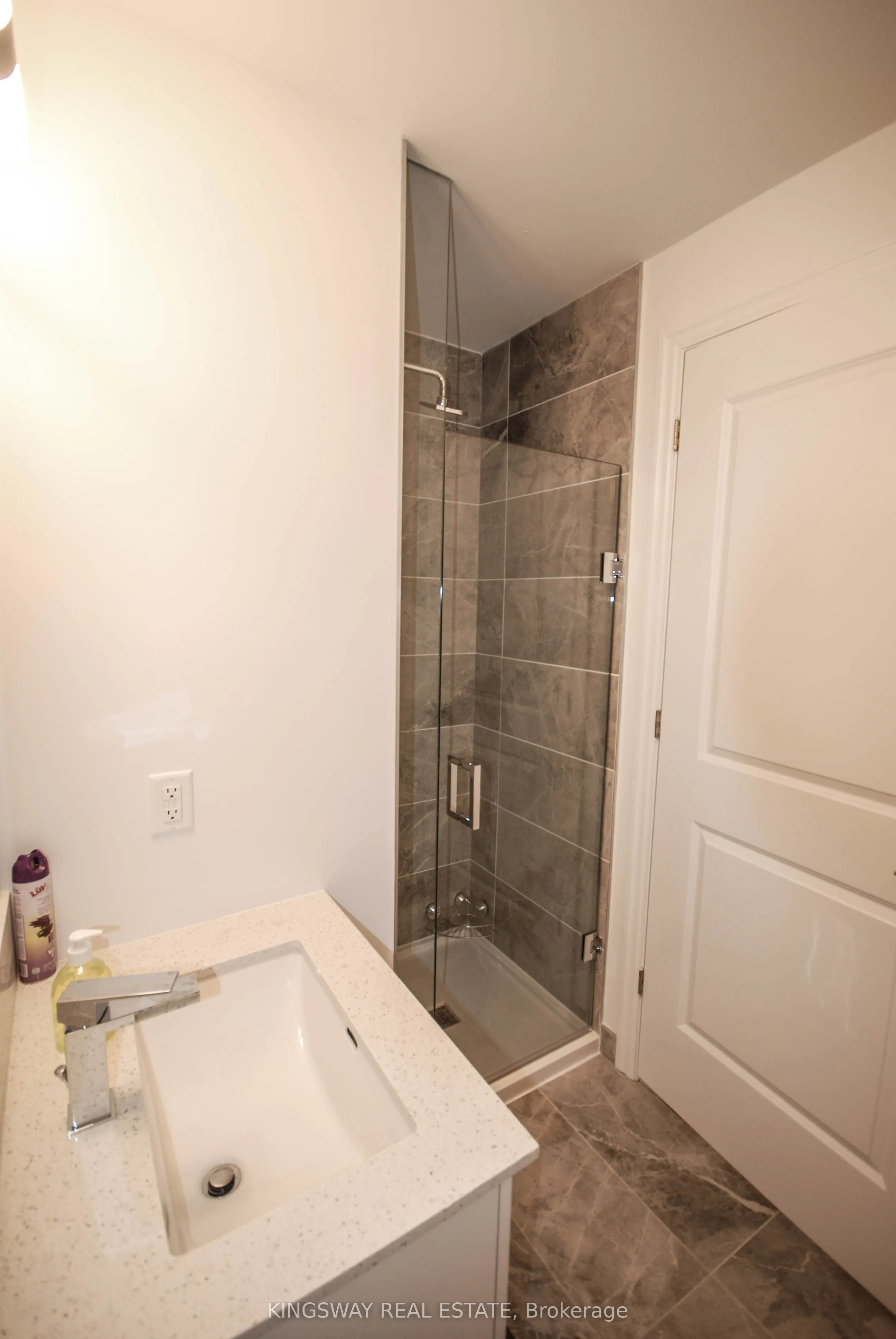 30 Elm Drive W, #704