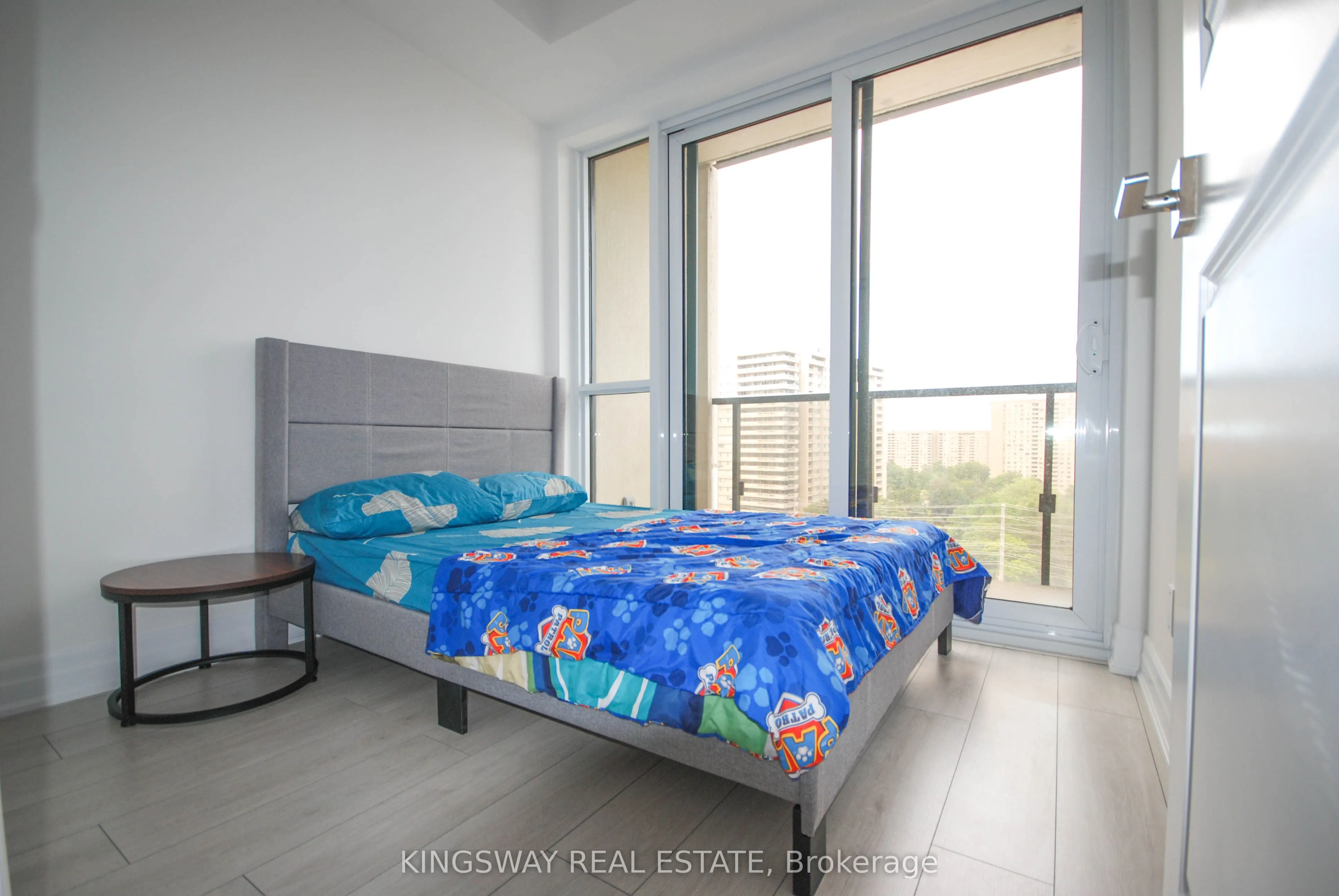 30 Elm Drive W, #704