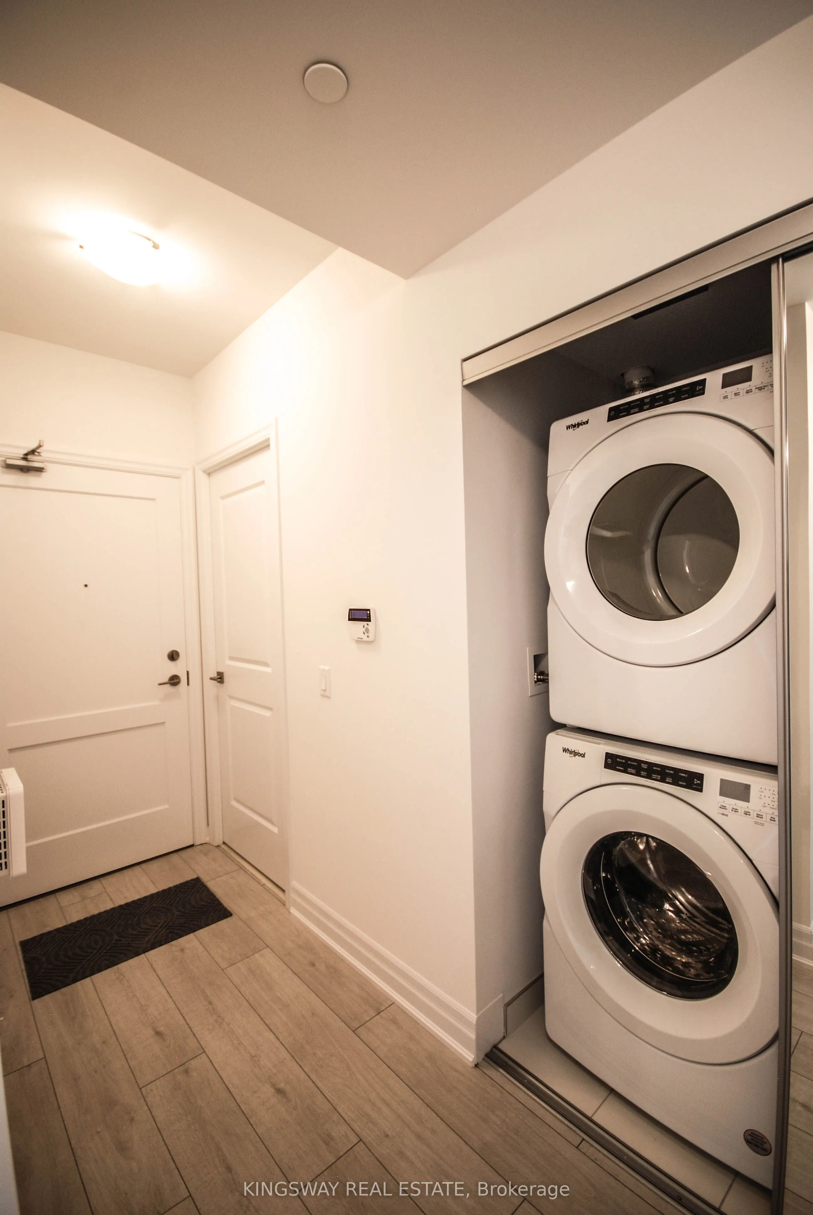 30 Elm Drive W, #704