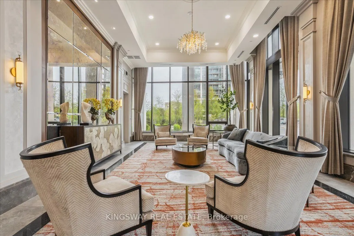 30 Elm Drive W, #704
