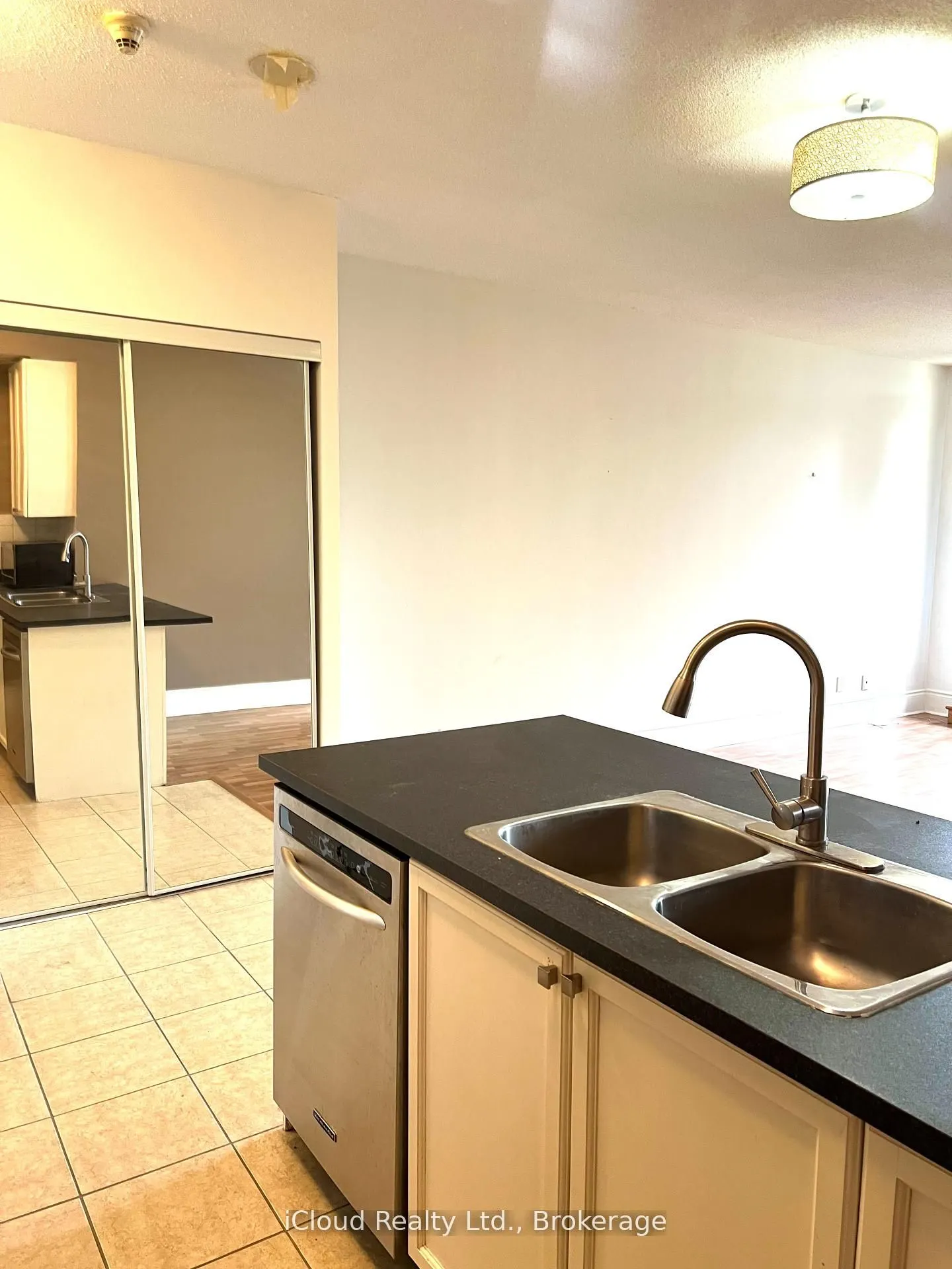 3888 Duke of York Boulevard, #236