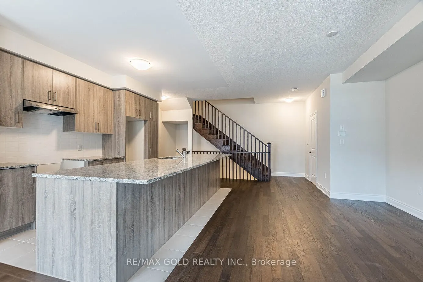 1295 Dempster Lane