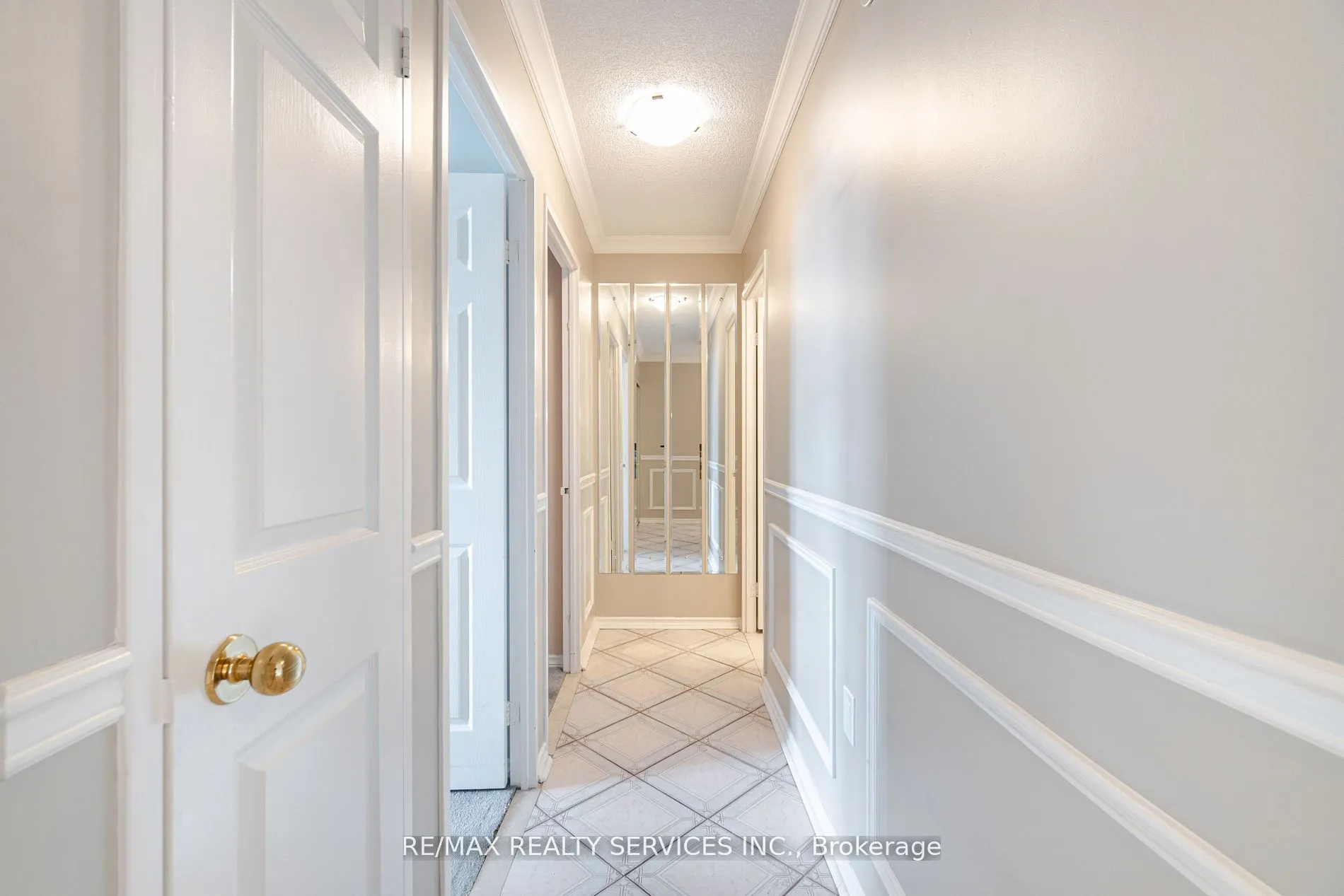 20 Cherrytree Drive, #411
