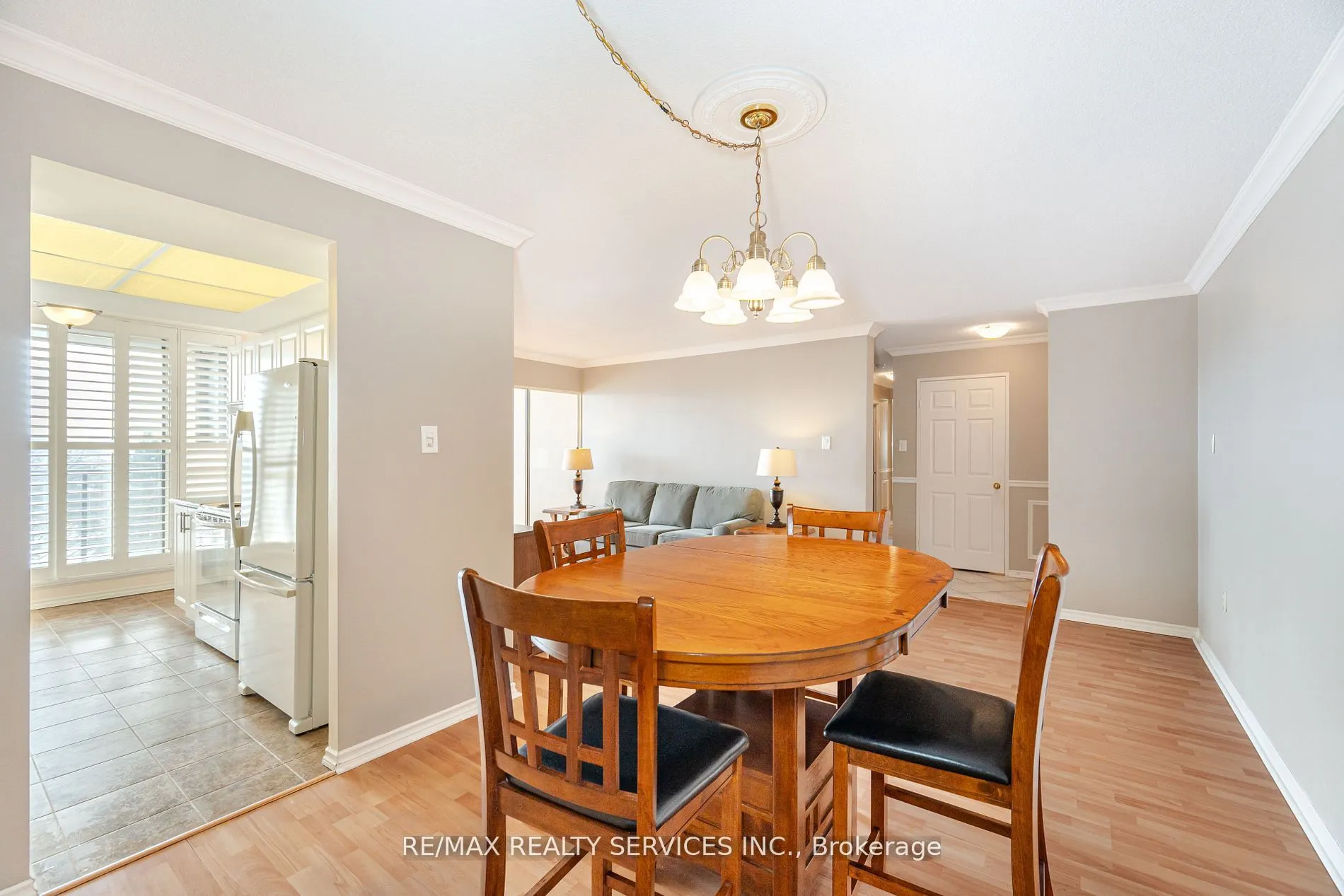20 Cherrytree Drive, #411
