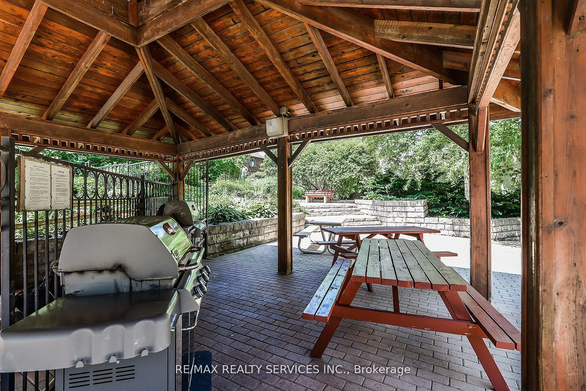20 Cherrytree Drive, #411