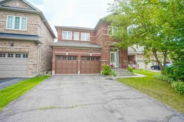 28 Stephanie Avenue, #A