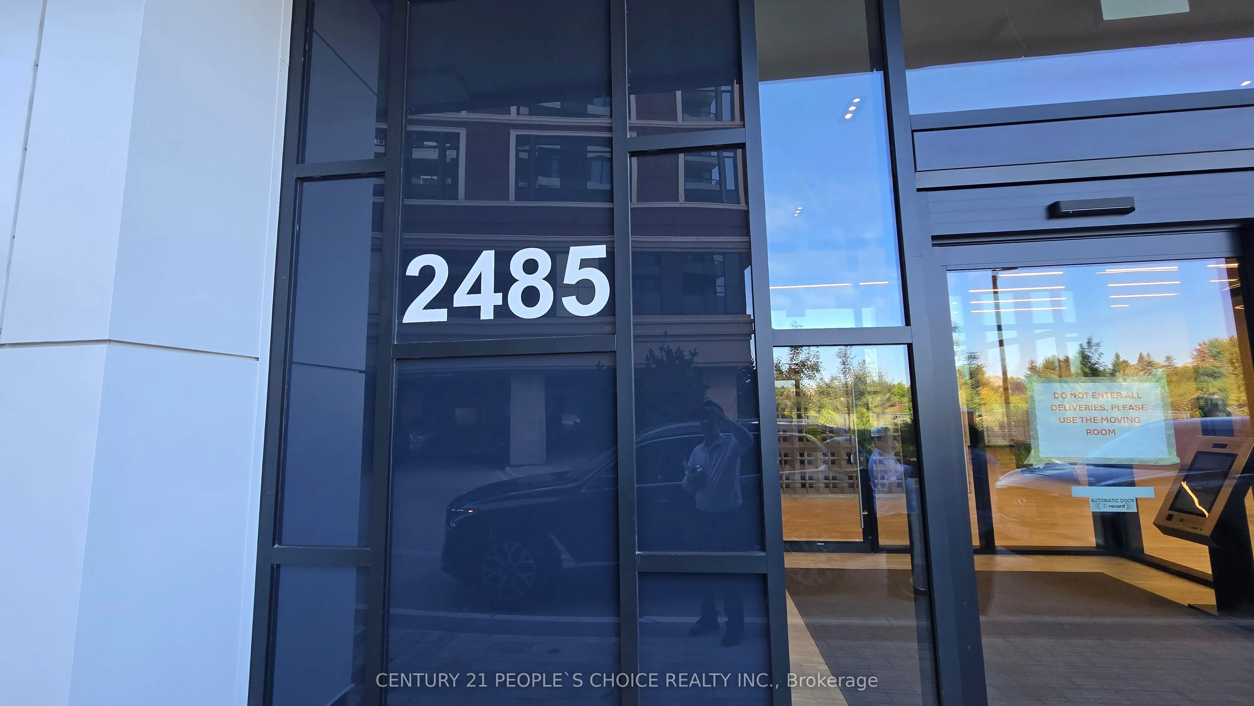 2485 Eglinton Avenue W, #404