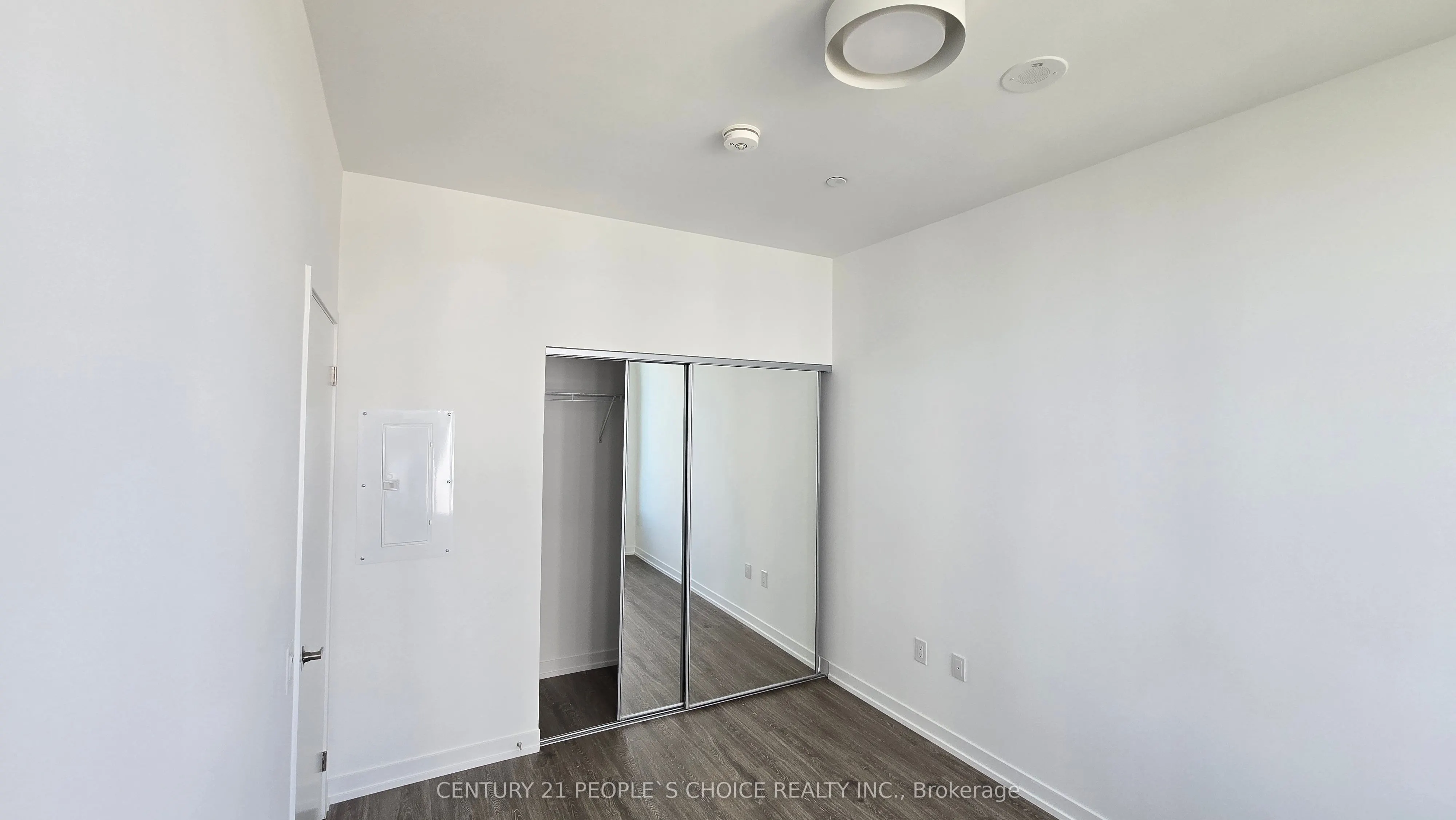 2485 Eglinton Avenue W, #404