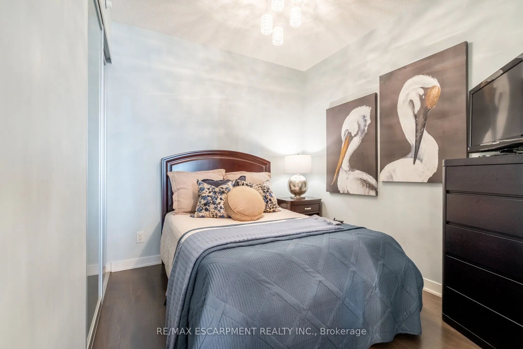 90 PARK LAWN Road S, #2206