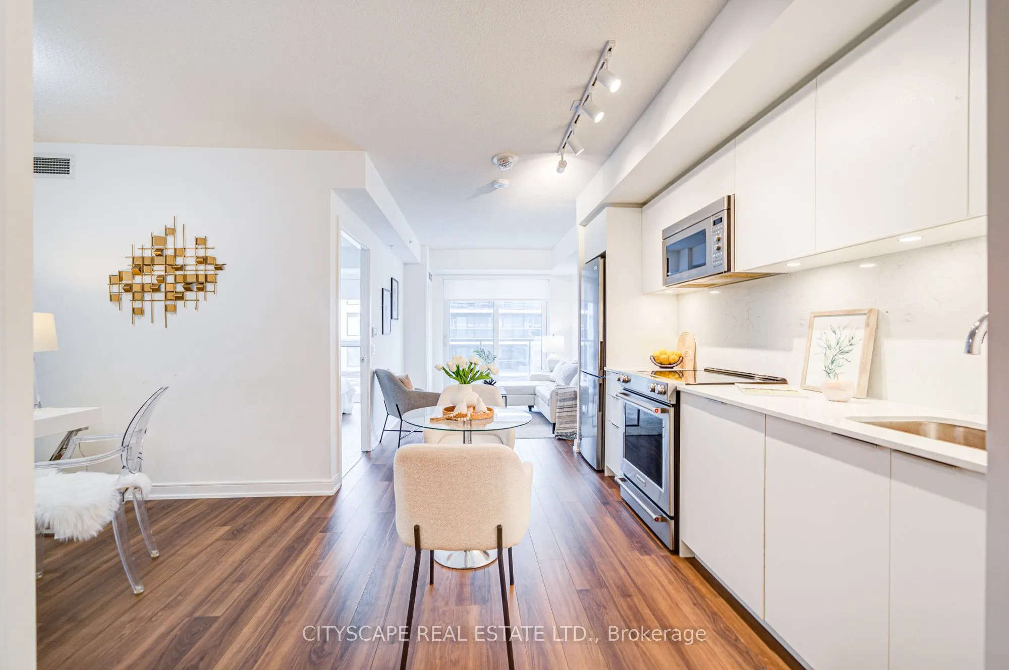 30 Samuel Wood Way, #1805