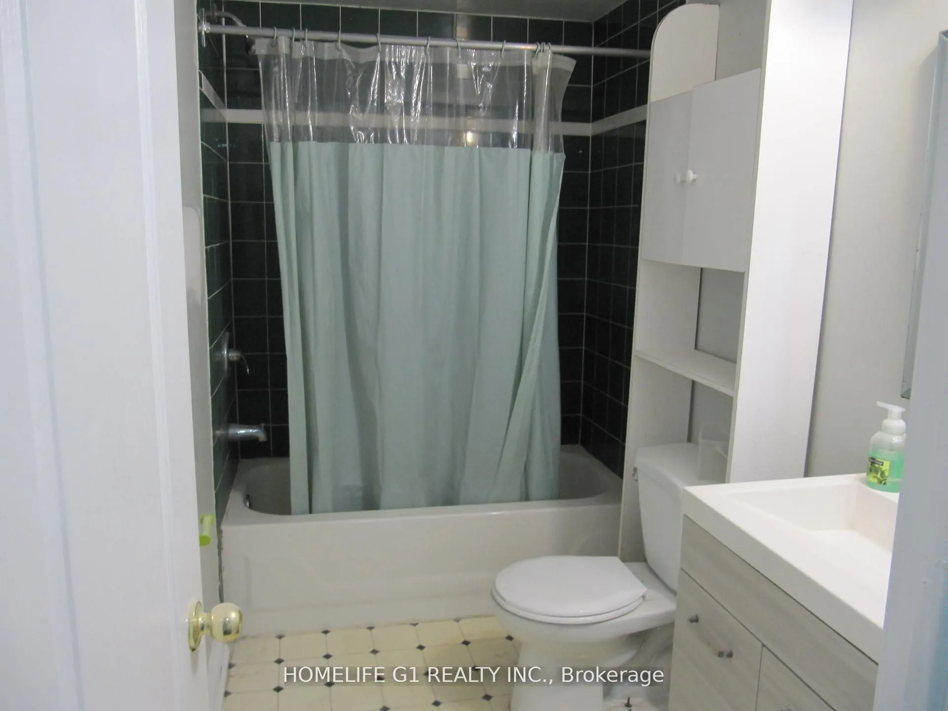 57 Bromley Crescent, #Basement