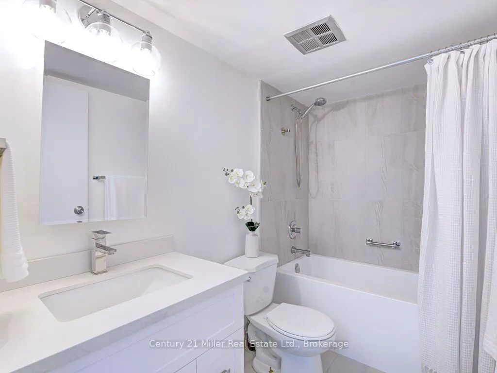 3695 Kaneff Crescent, ##606