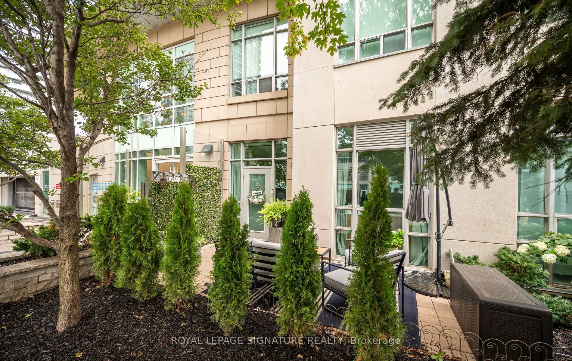 80 Absolute Avenue, #104