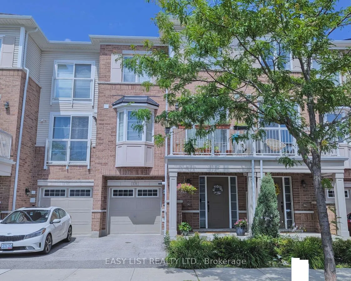 165 Hampshire Way, #131