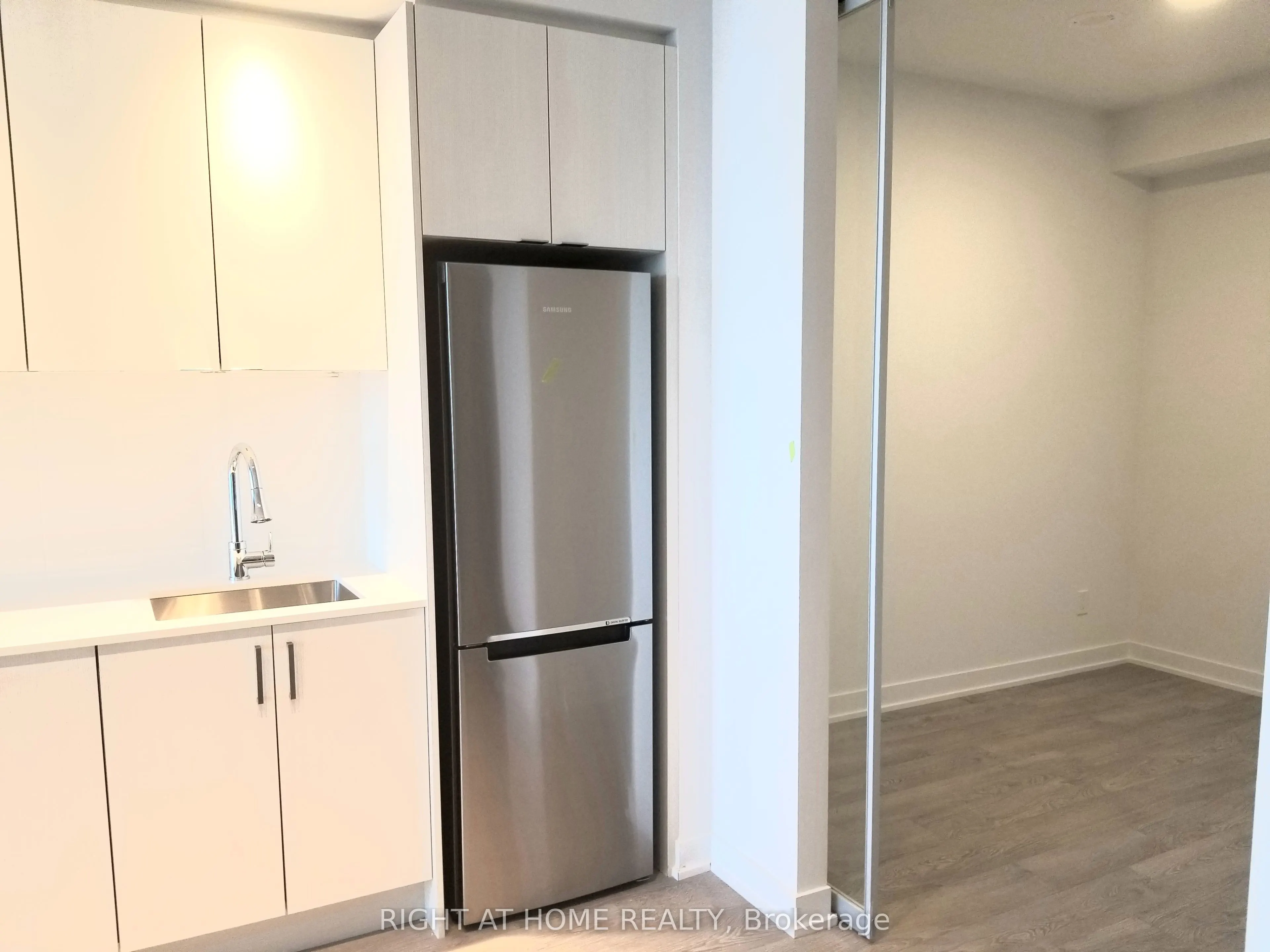 1926 Lake Shore Boulevard, #2708